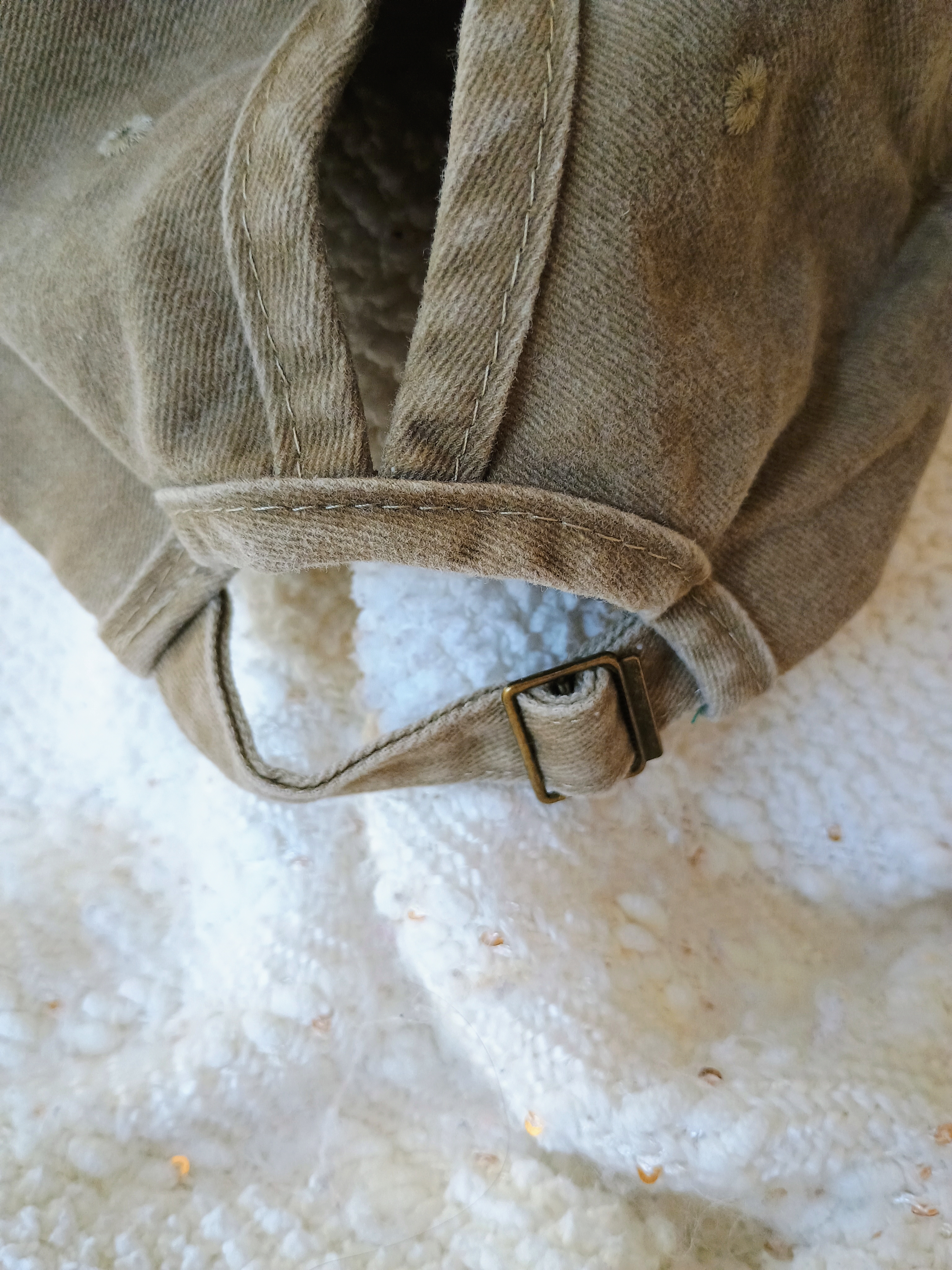 Brown Cap with Golden Beads (w/o symbols)