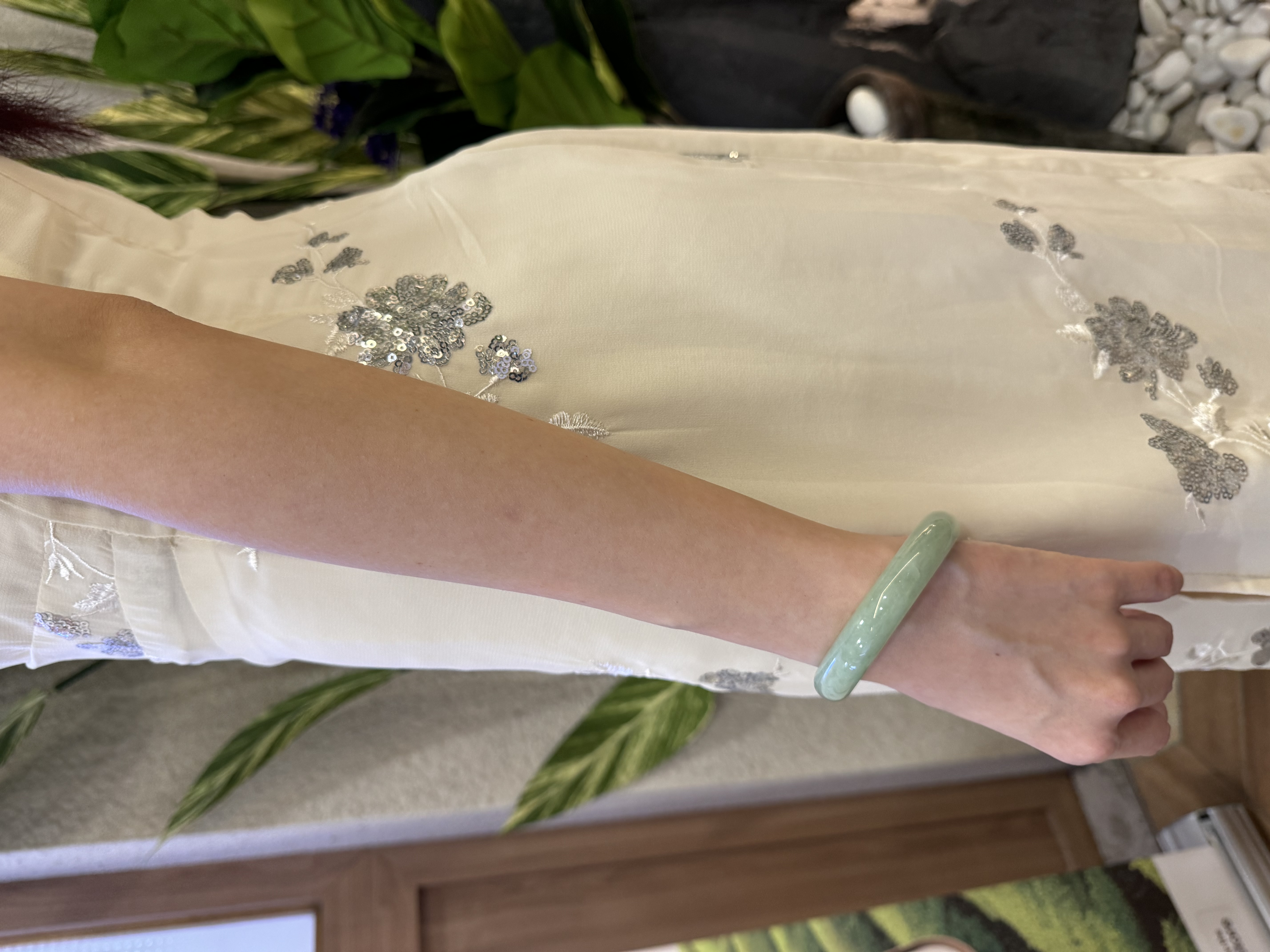 Apple Green Jadeite Bangle 57mm