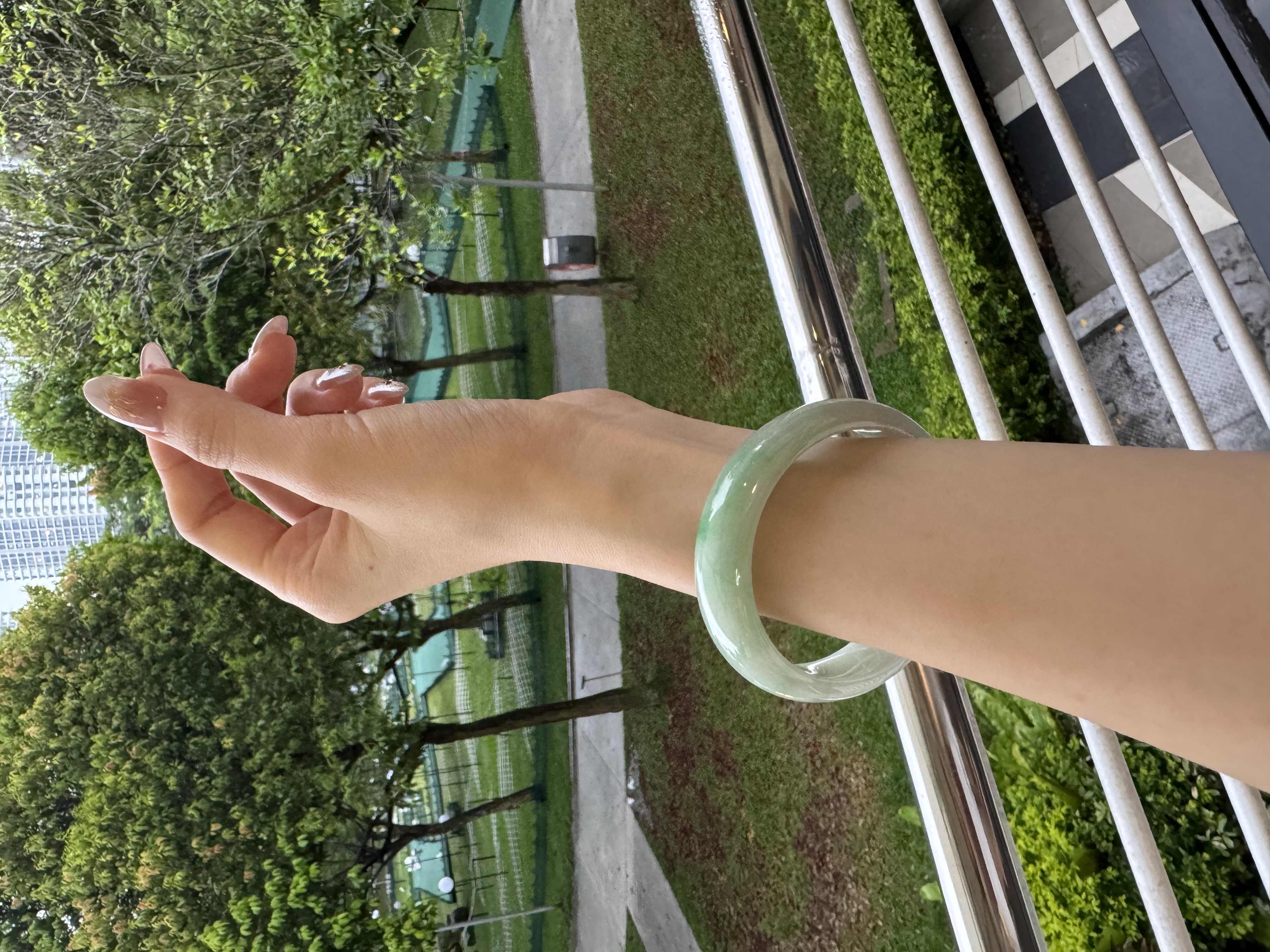 Snowgrass Oval Jadeite Bangle 57.5mm