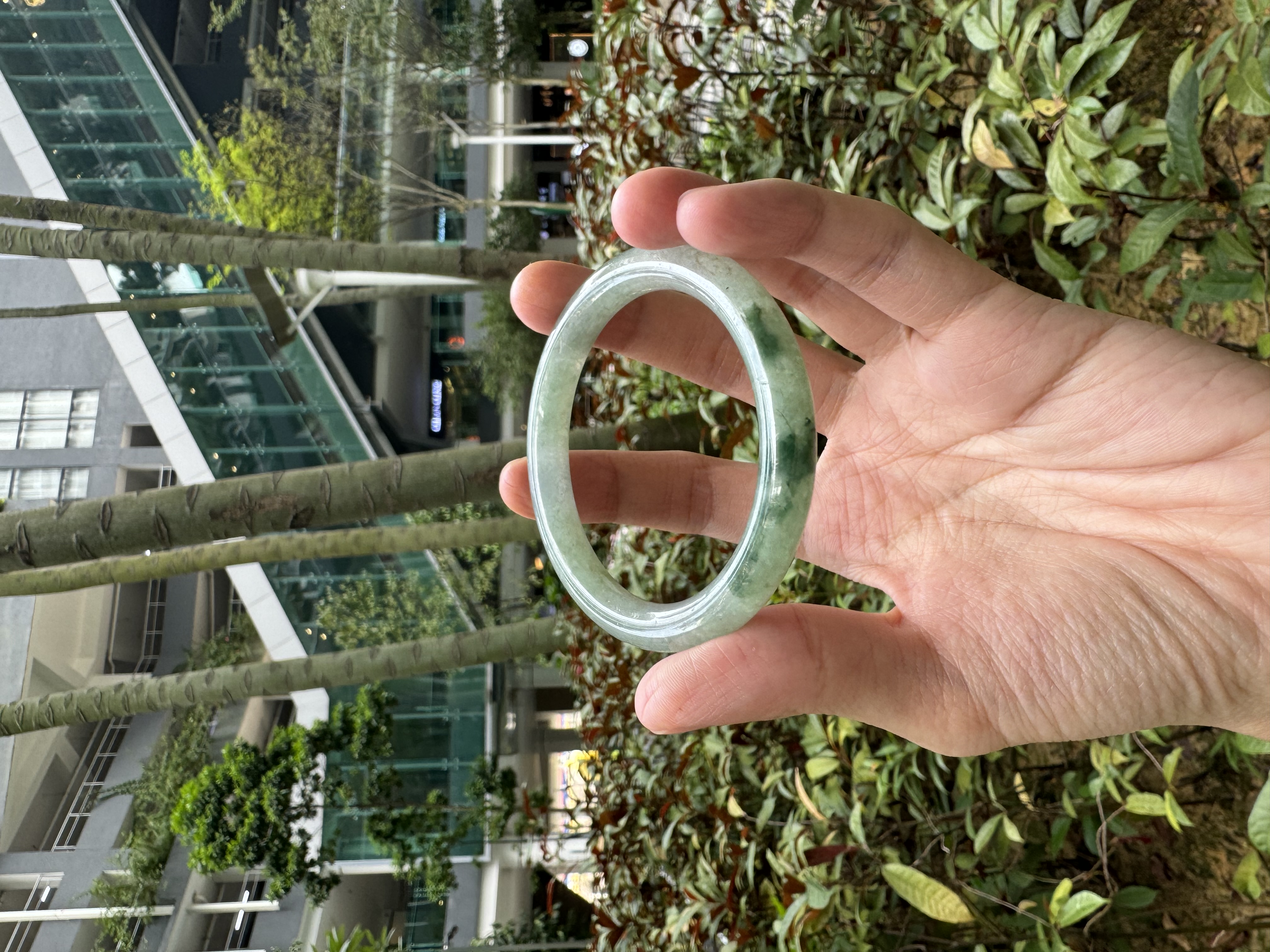 Green Floral Jadeite Bangle 52.5mm