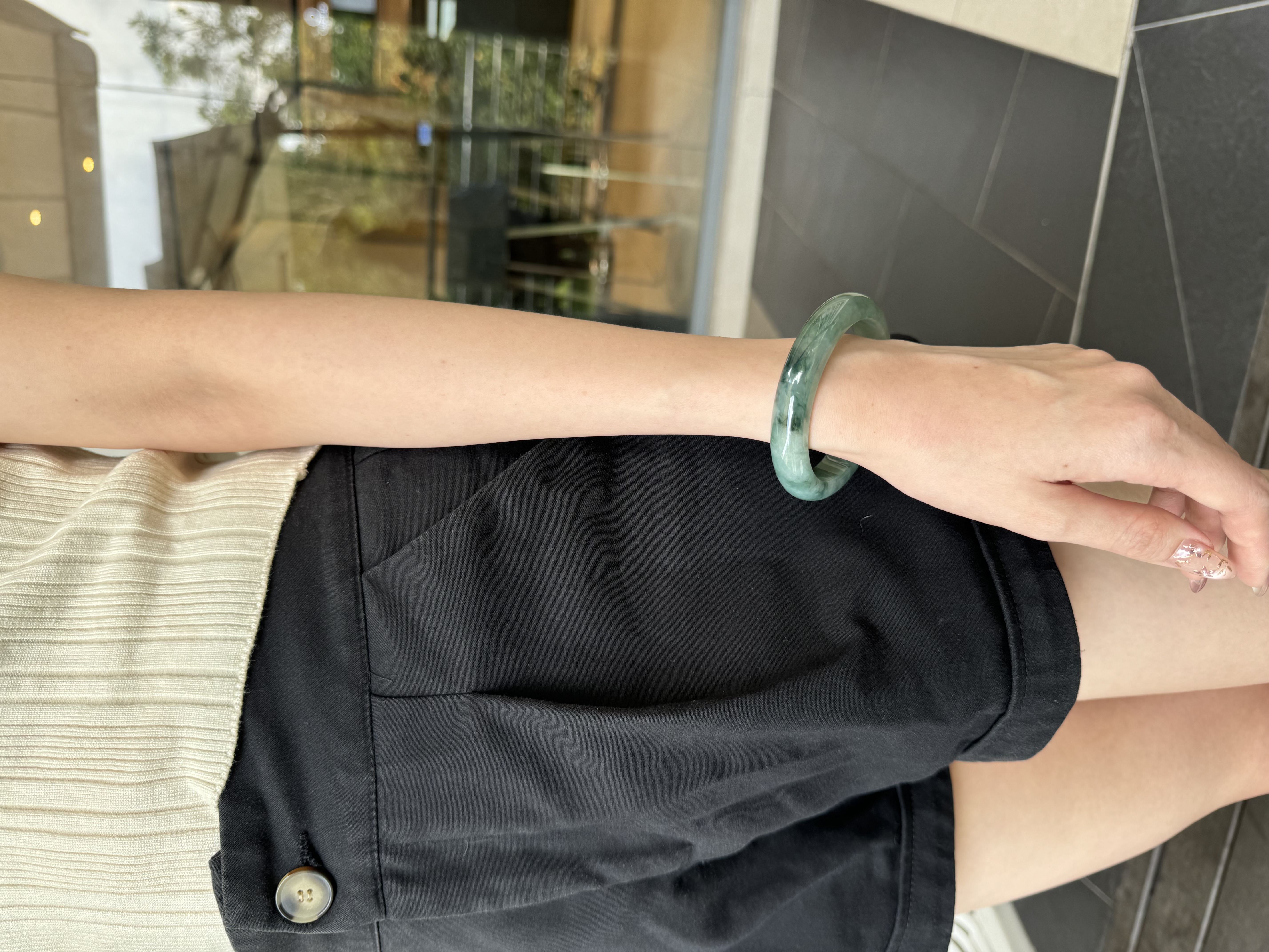 Floral Jadeite Bangle 57mm