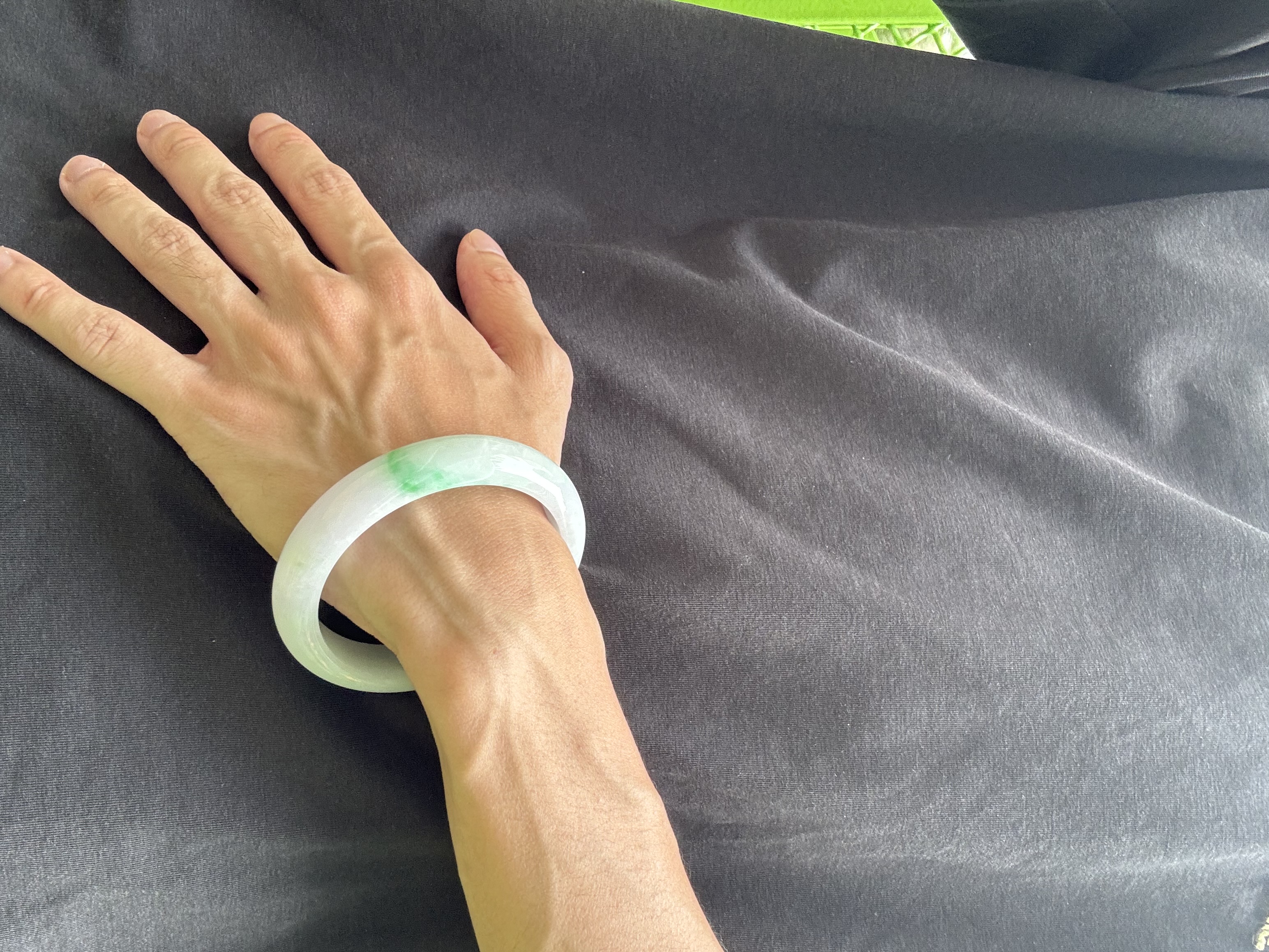 Snowgrass Jadeite Bangle 59mm