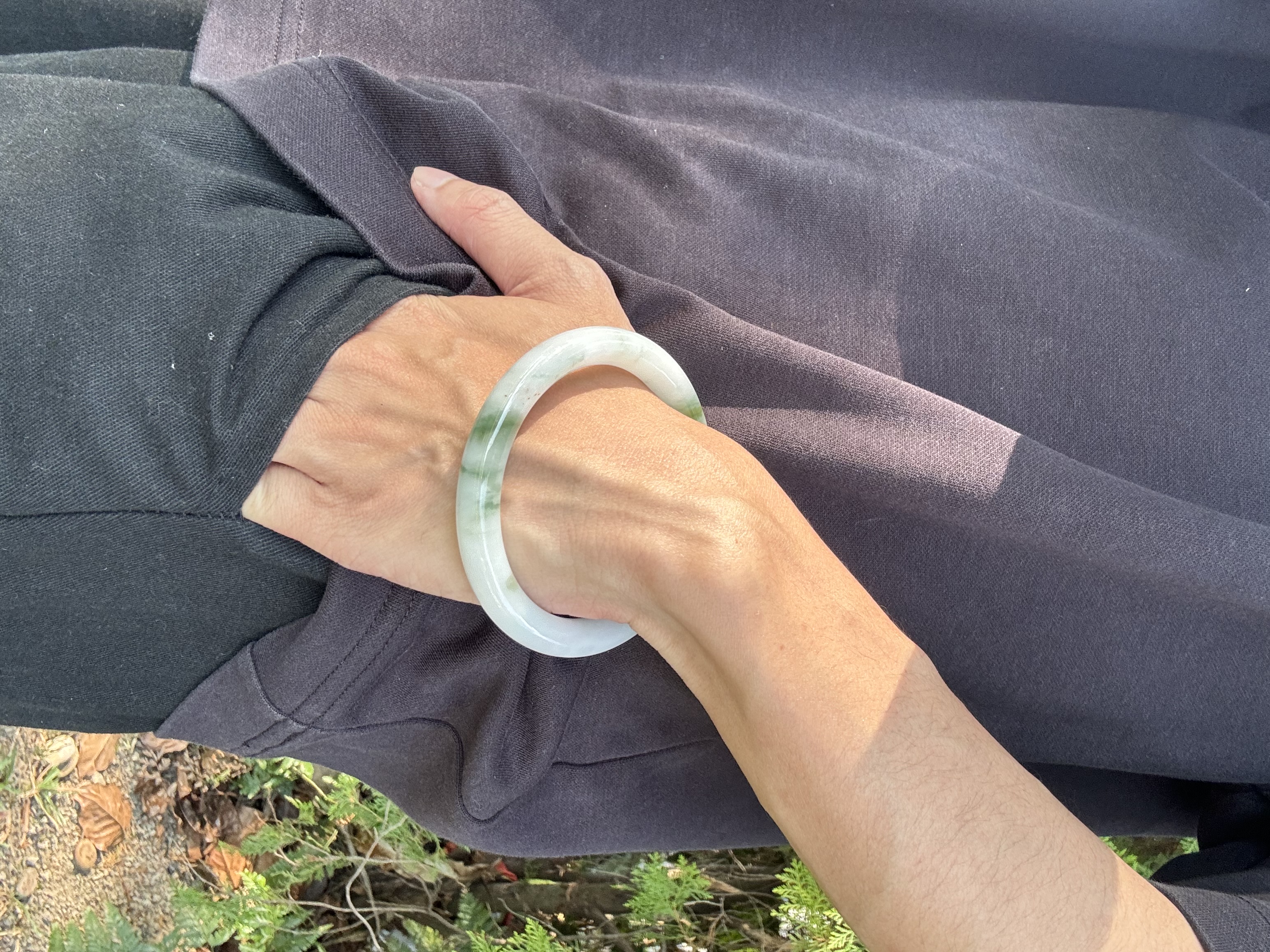 Floral Jadeite Bangle 57mm