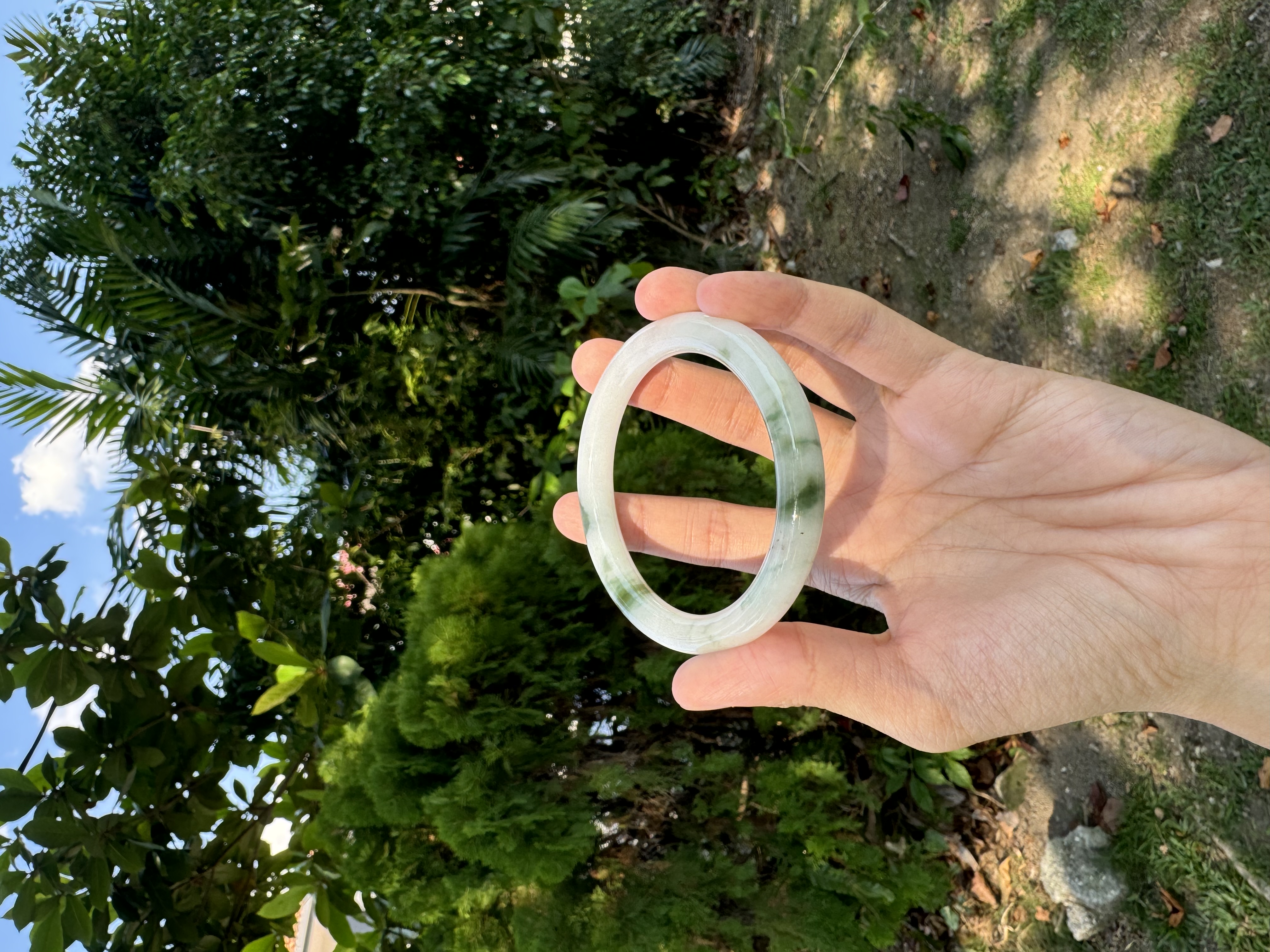 Floral Jadeite Bangle 57mm