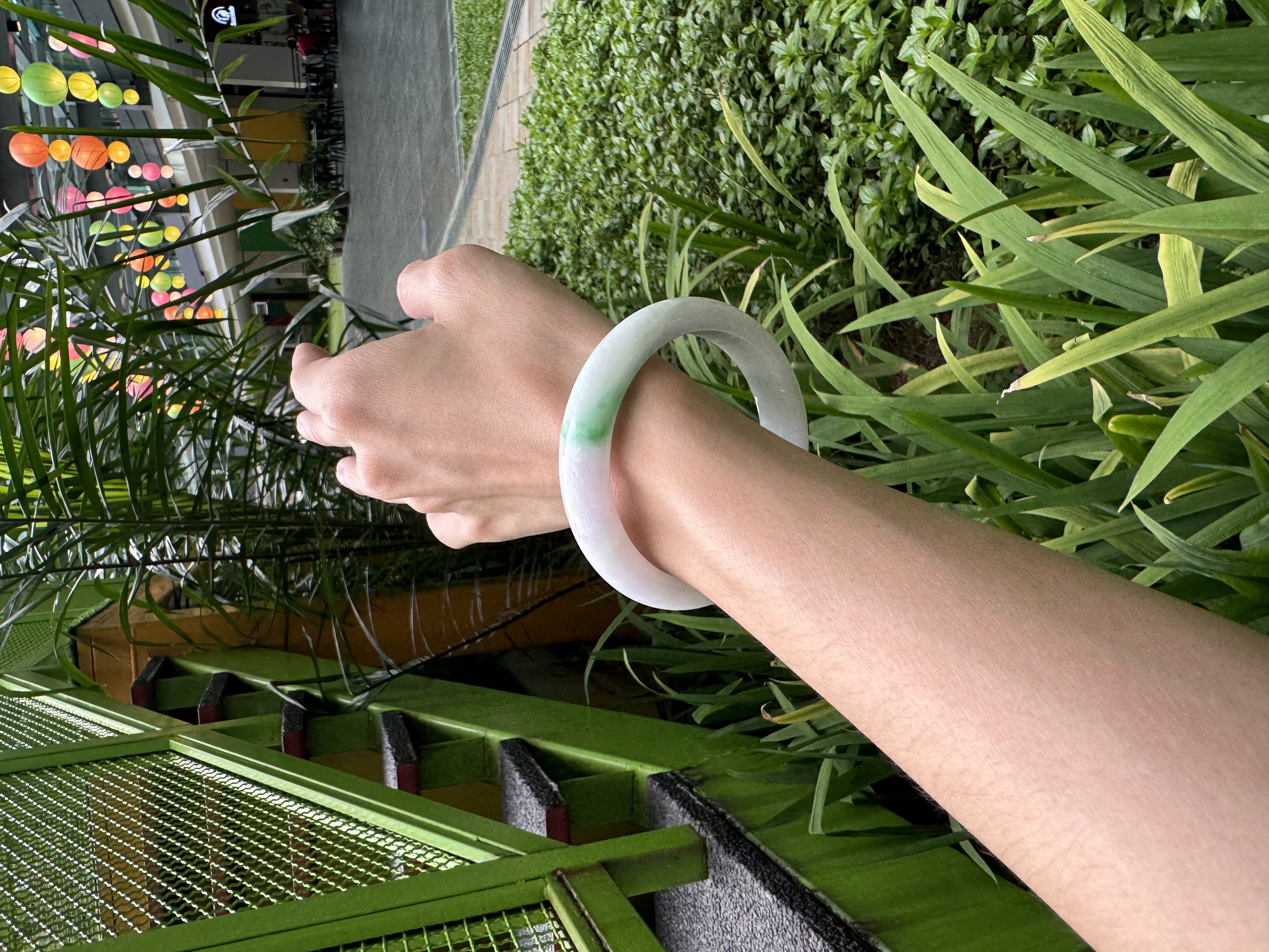 Snowgrass Jadeite Bangle 59mm