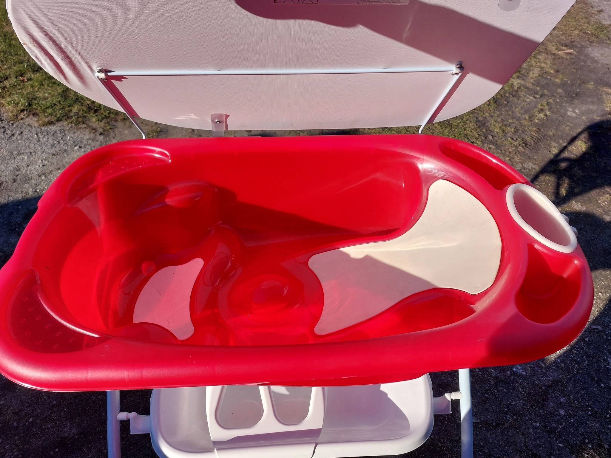 NEONATO vystymo stalas su vonele