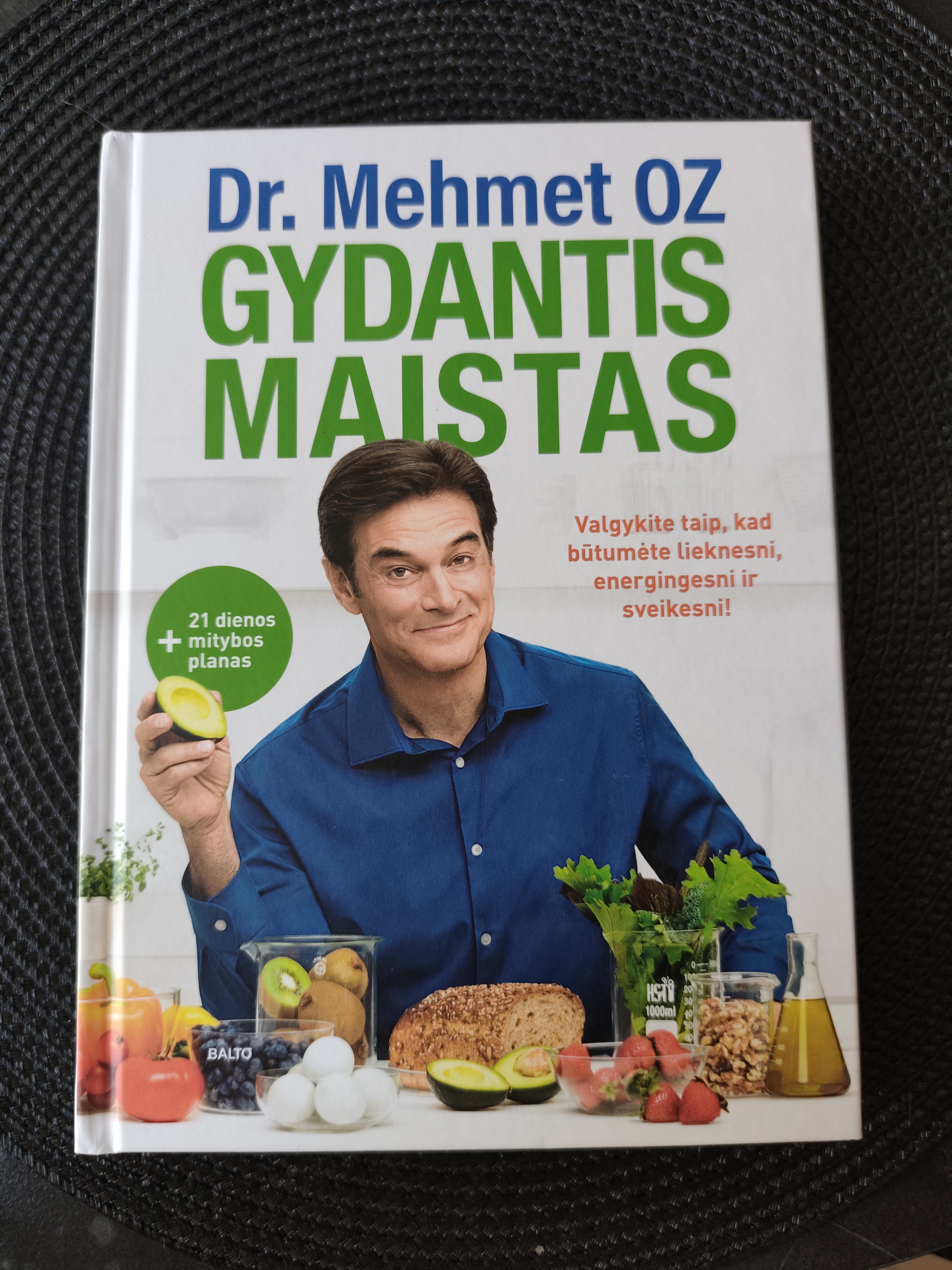 Knyga "Gydantis maistas"