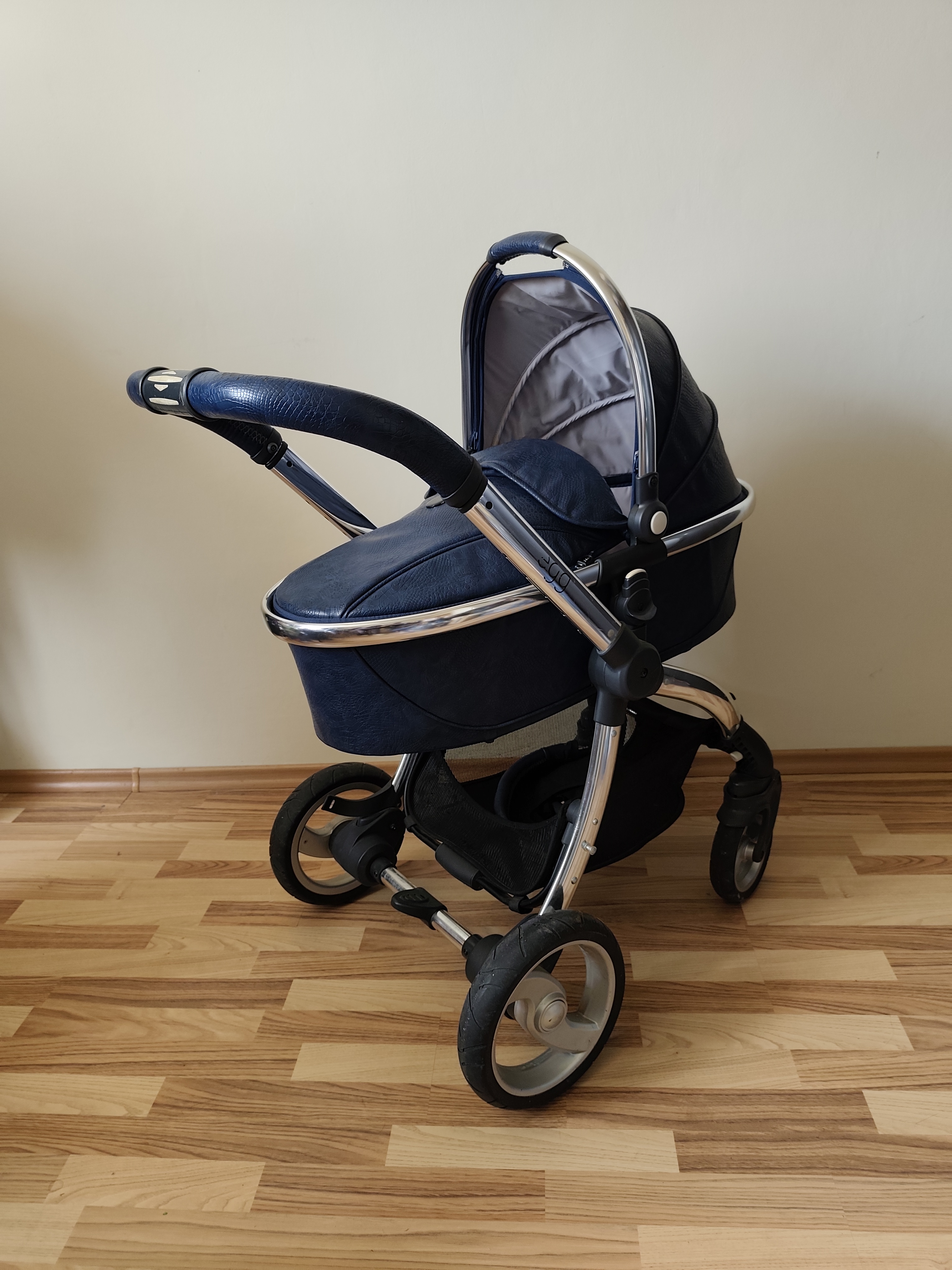 EGG 2 vežimėlis 2in1