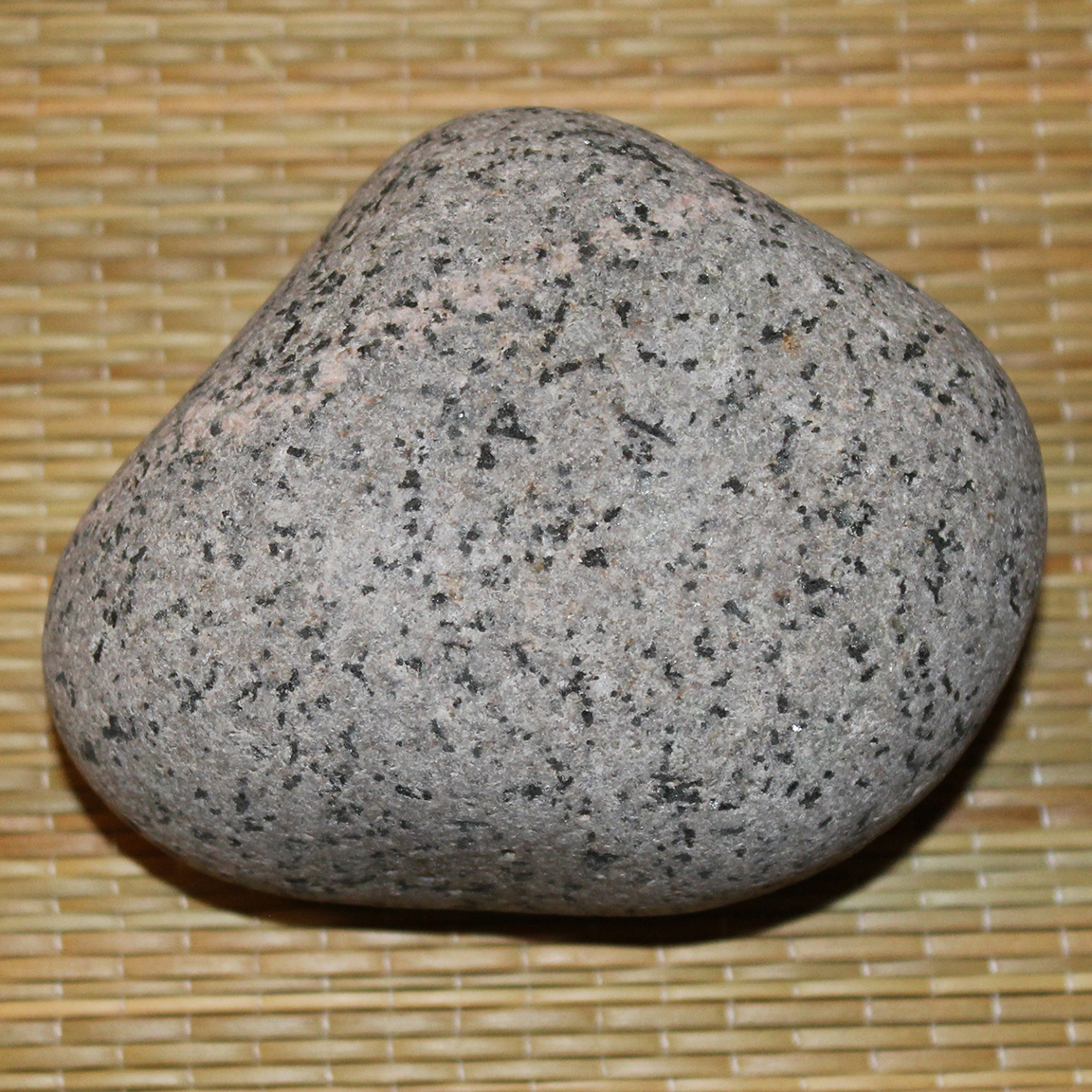 Yooperlite Rock Weighs 13.1 Ounces