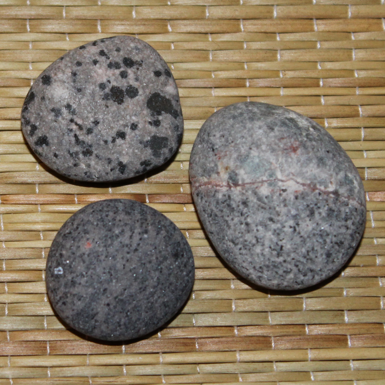 Set of 3 Yooperlite Rocks Weighs 1.1 Ounces