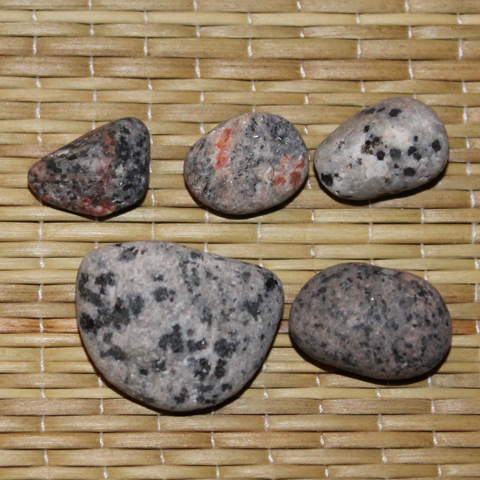 Set of 5 Small Yooperlite Rocks Weighs 0.5 Ounces