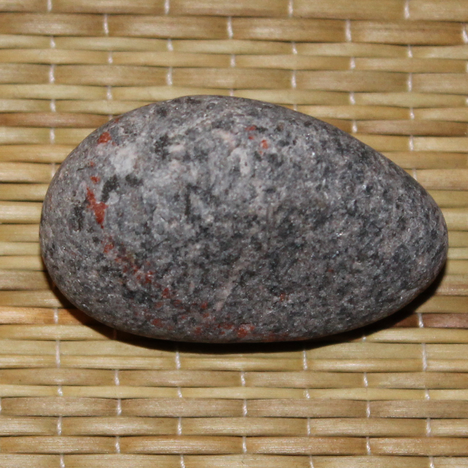 Bright Yooperlite Rock Weighs 0.8 Ounces