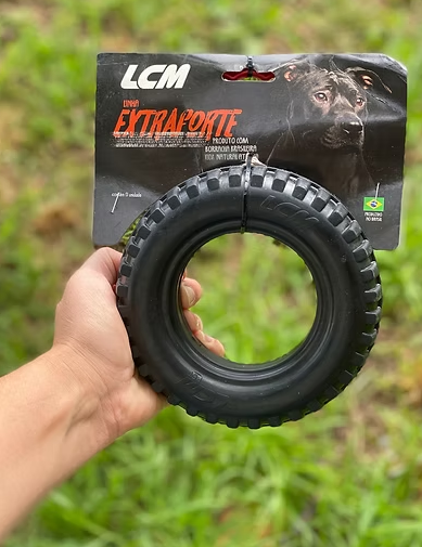 NEUMATICO MACIZO EXTRA FUERTE 