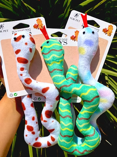 Serpiente de peluche