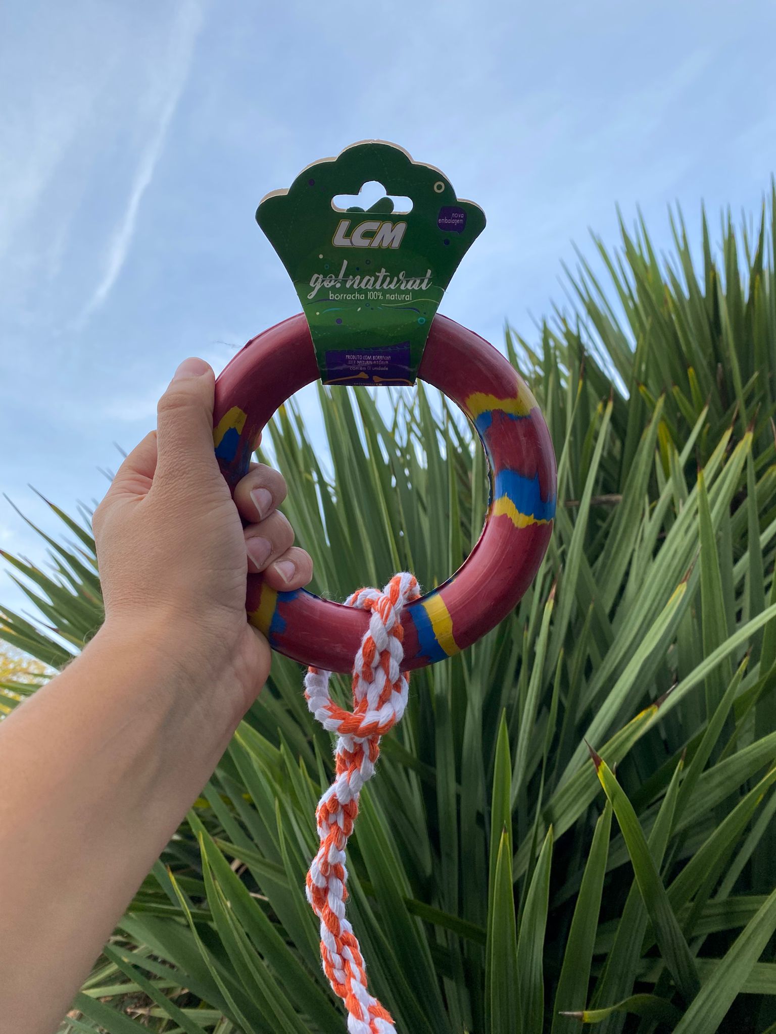 NEUMATICO MACIZO EXTRA FUERTE CON CUERDA