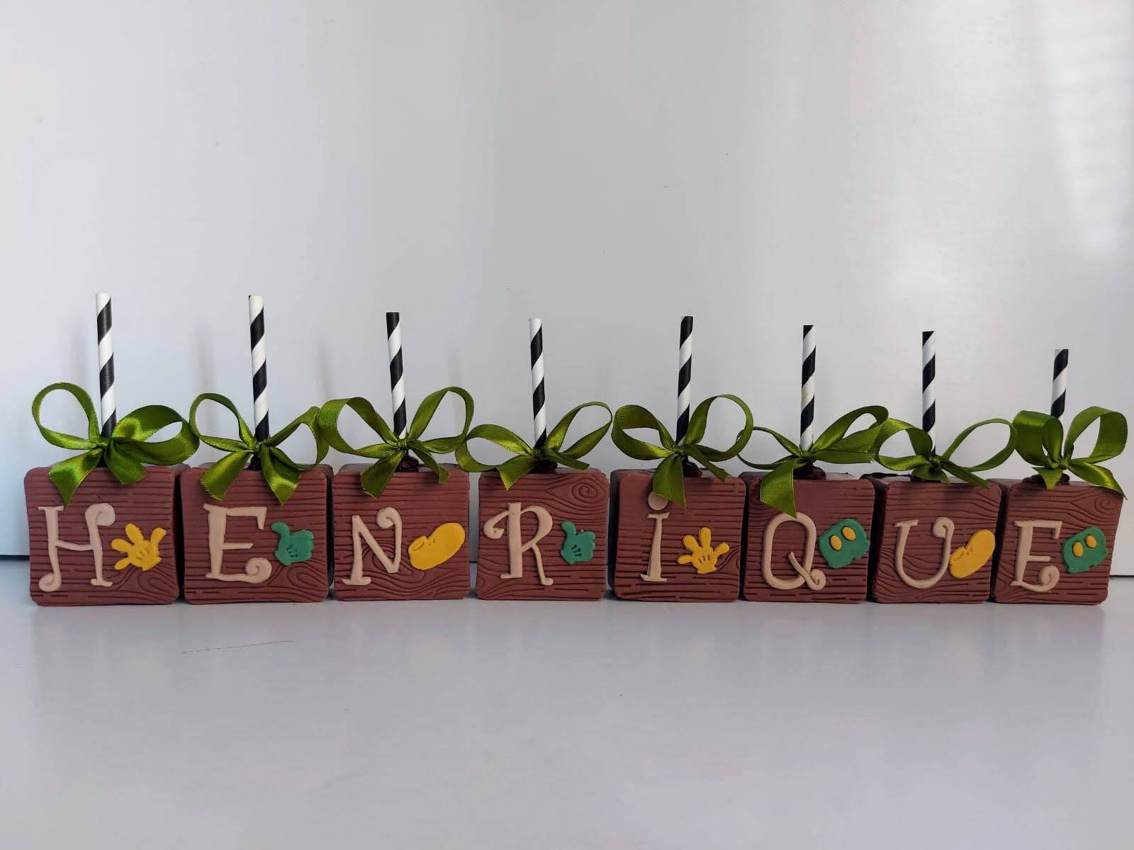 Pão de Mel ou Bolo no Palito