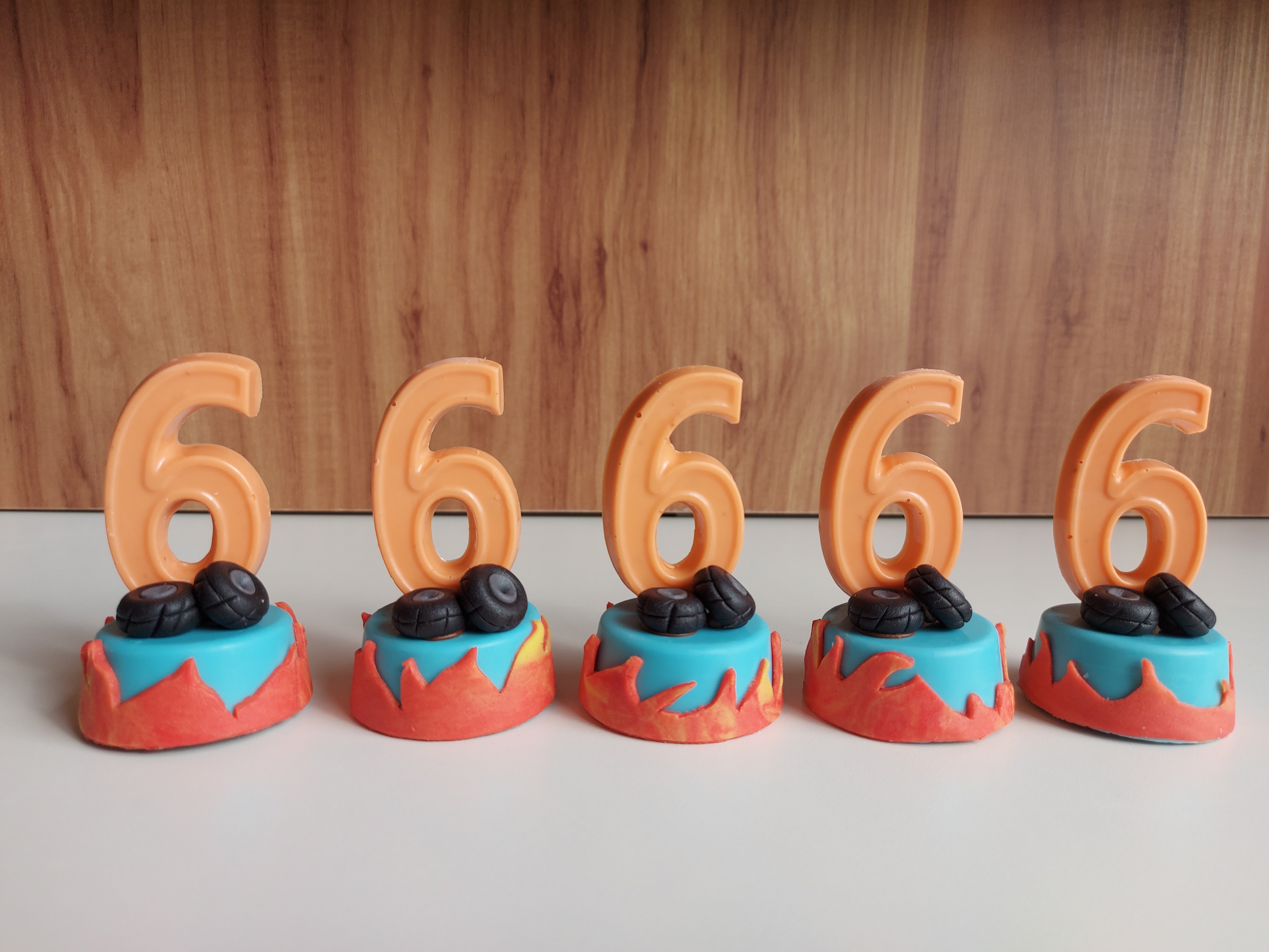 Bombom Grande com Número 3D