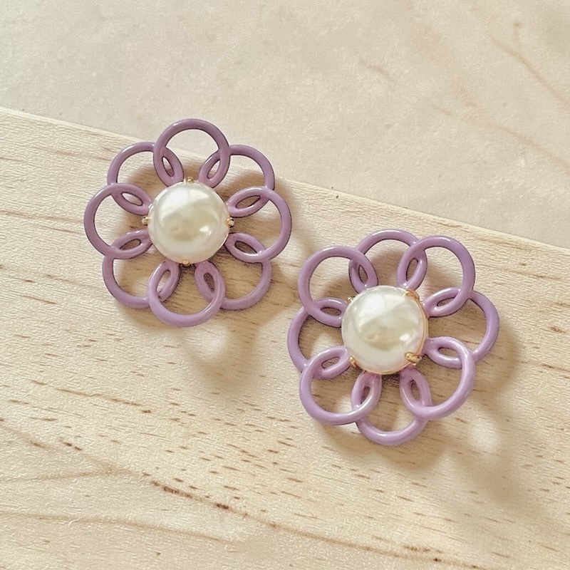 Lele  Sadoughi  Lavender Pearl Flower  Stud  Earrings