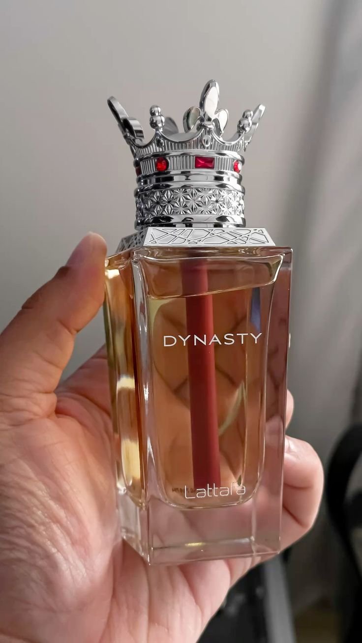 Dynasty Lattafa, Eau de Parfum Boisé Epicé Unisexe 100ml