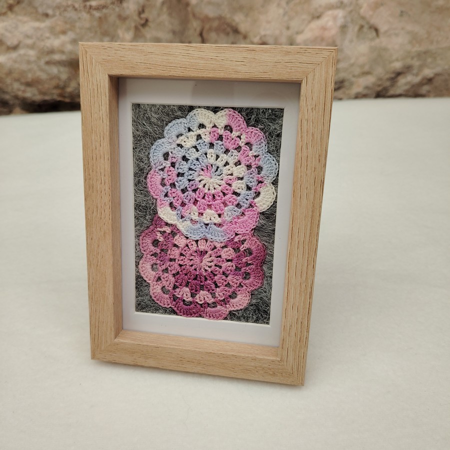 Rosette tableau tricot crochet fait-main