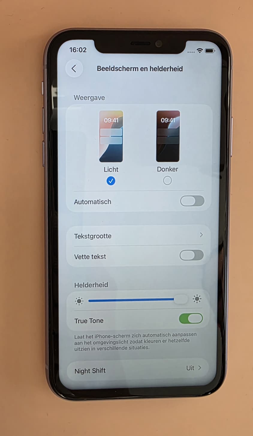 iPhone 11 Paars 256GB - Gratis Verzending & 6 mnd Garantie