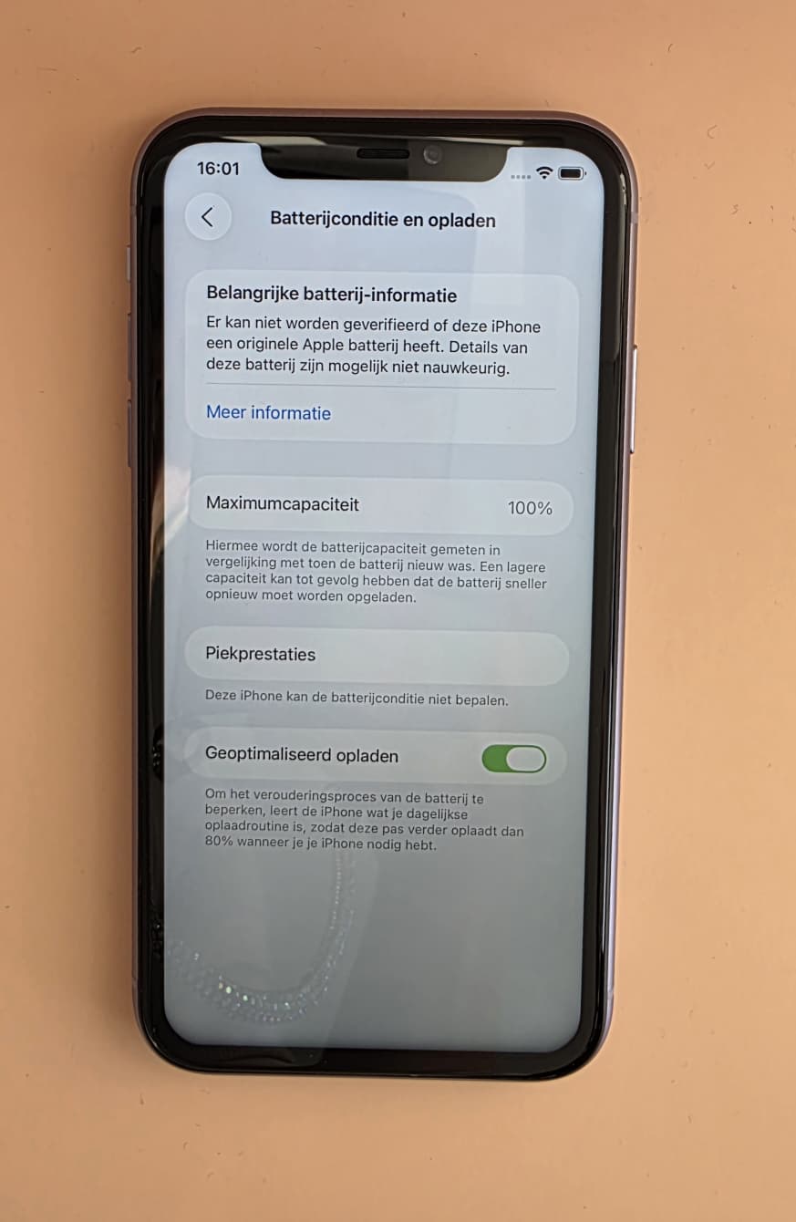 iPhone 11 Paars 256GB - Gratis Verzending & 6 mnd Garantie