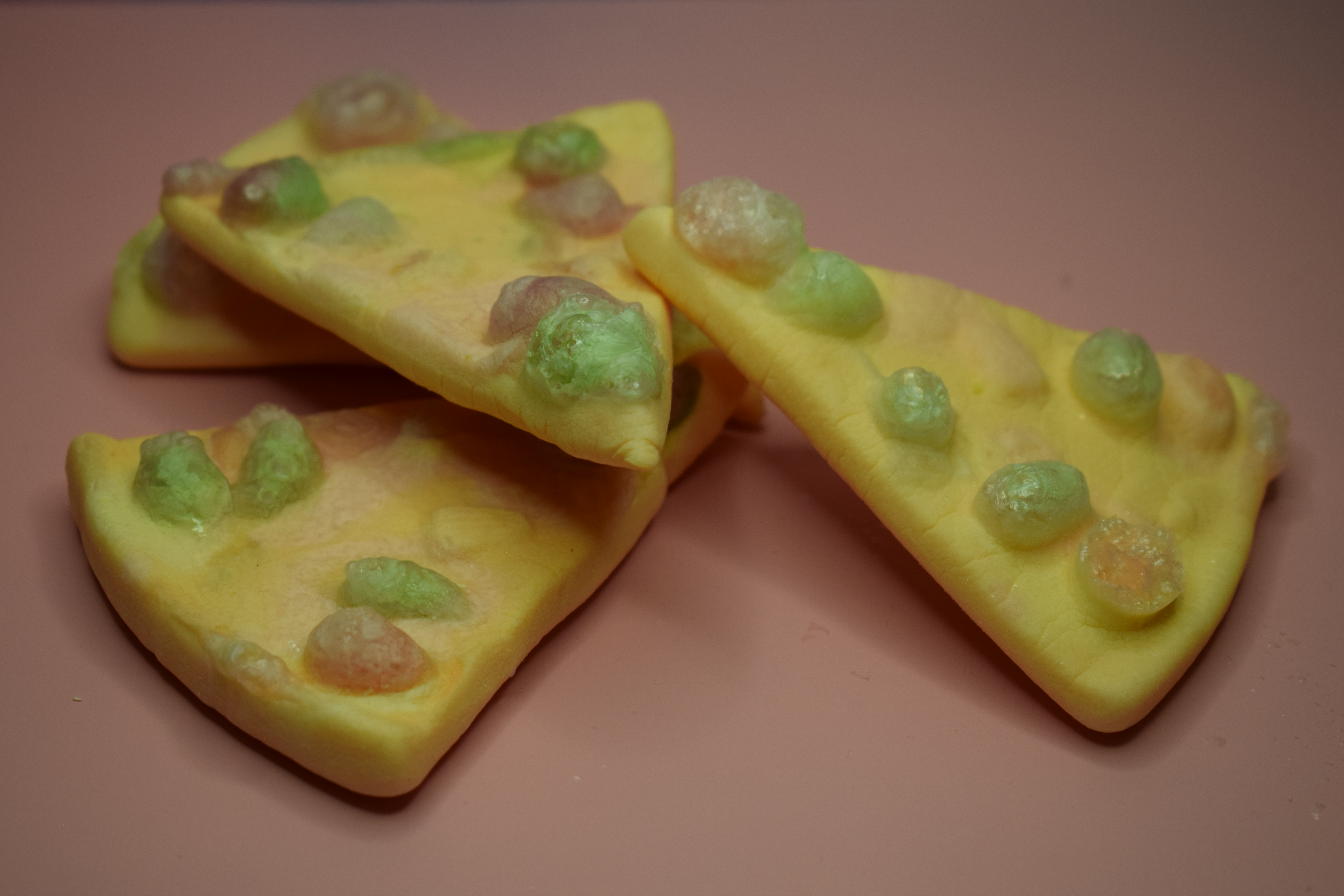 Freeze dried mega pizza gummy 