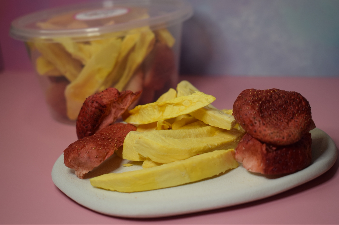Freeze-dried mango & Strawberry (mix)