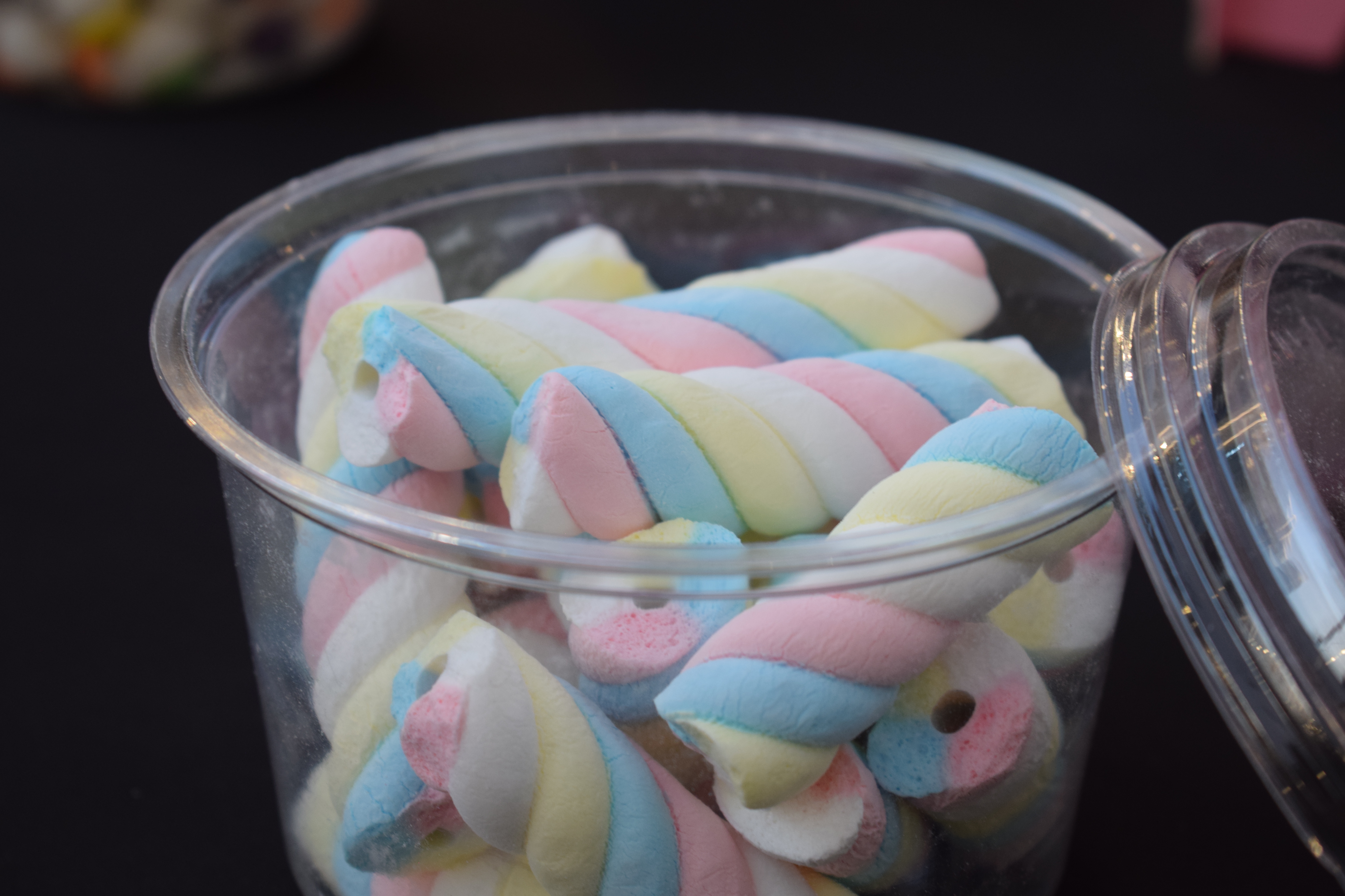 Freeze-dried marshmallow - مارشملو