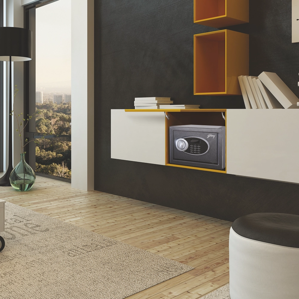 Godrej Hotel Room Locker Capital 8L