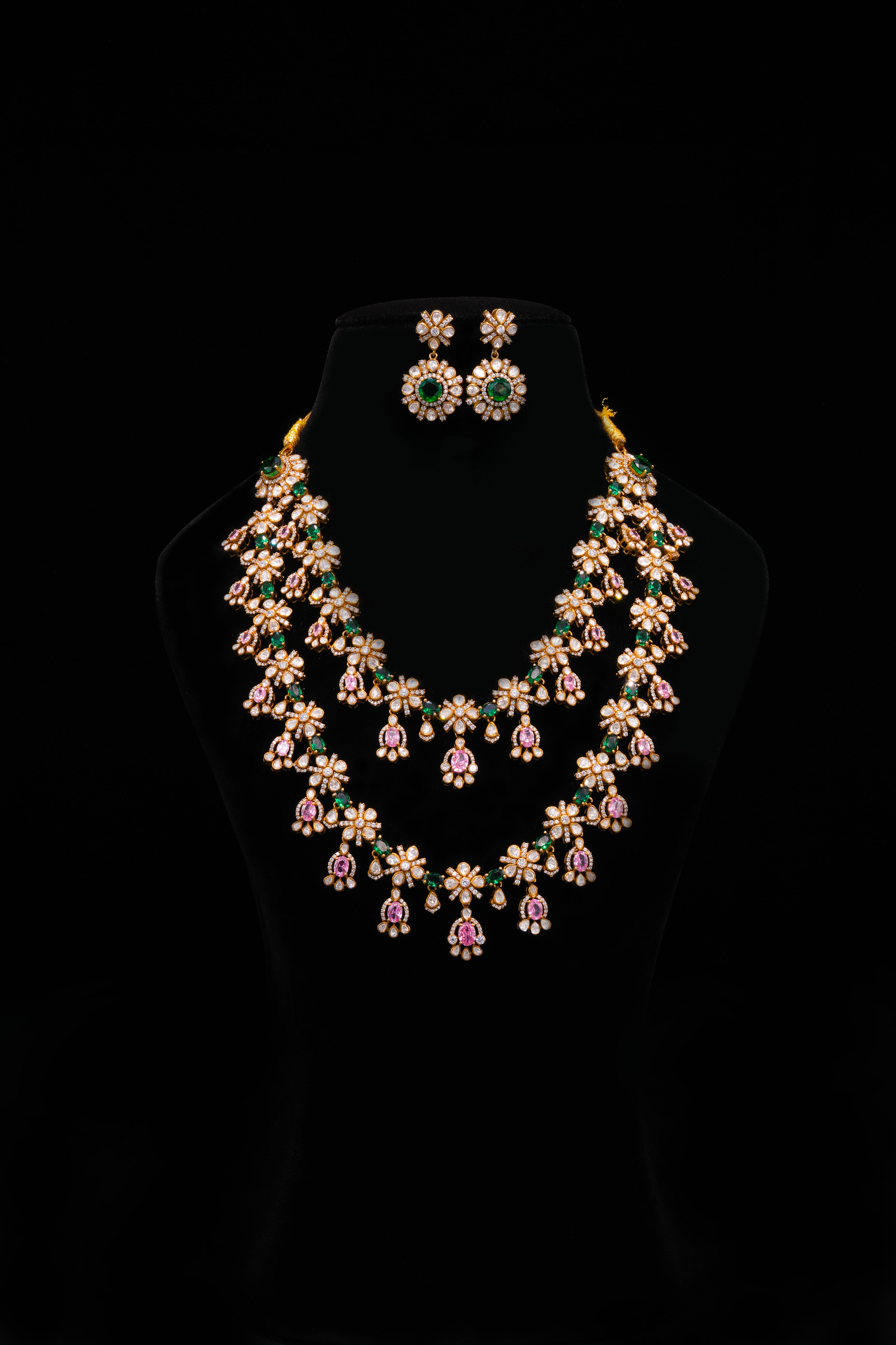 Elegant Floral Necklace Set