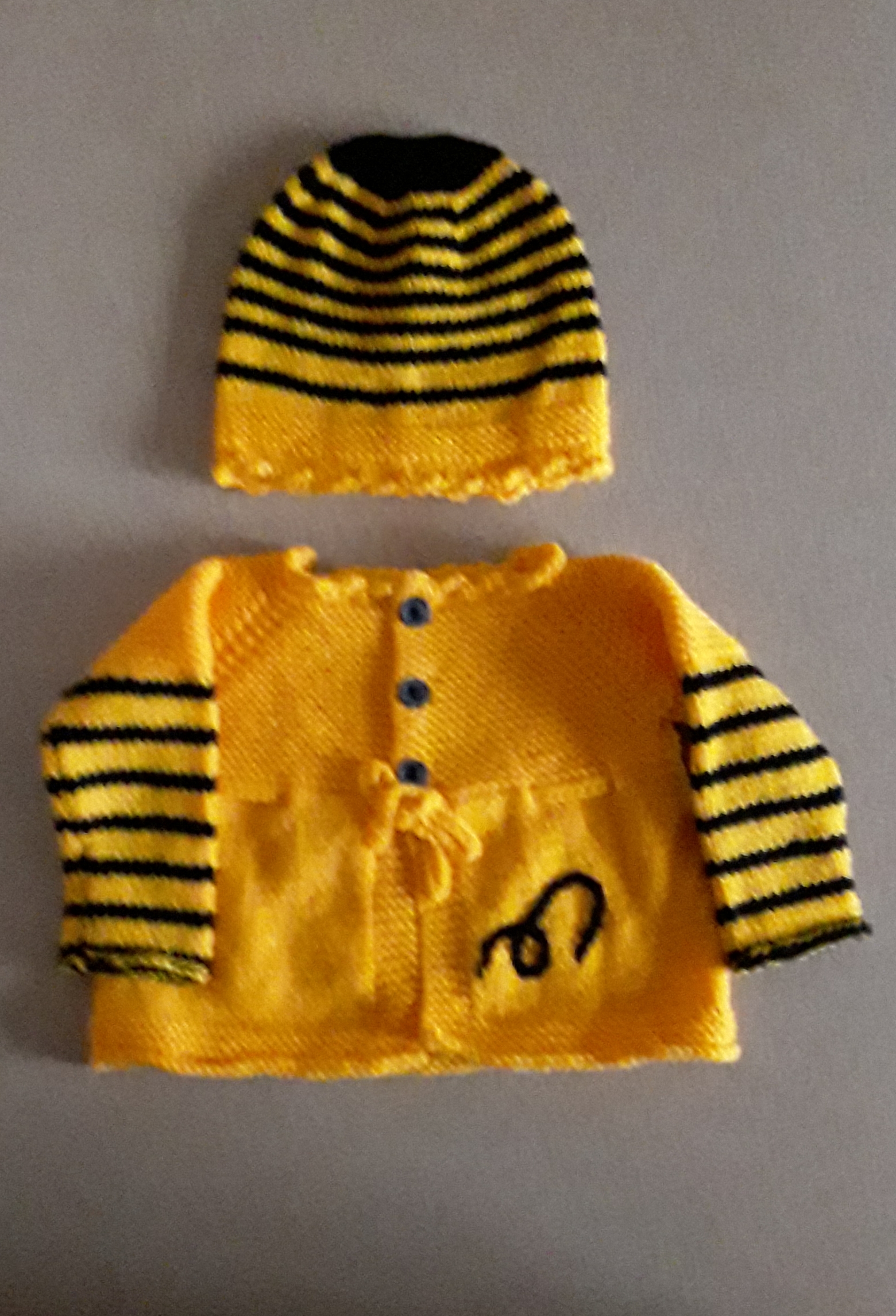 Baby hat and jacket set