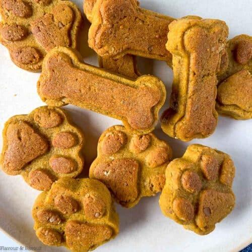 CBD dog biscuits 