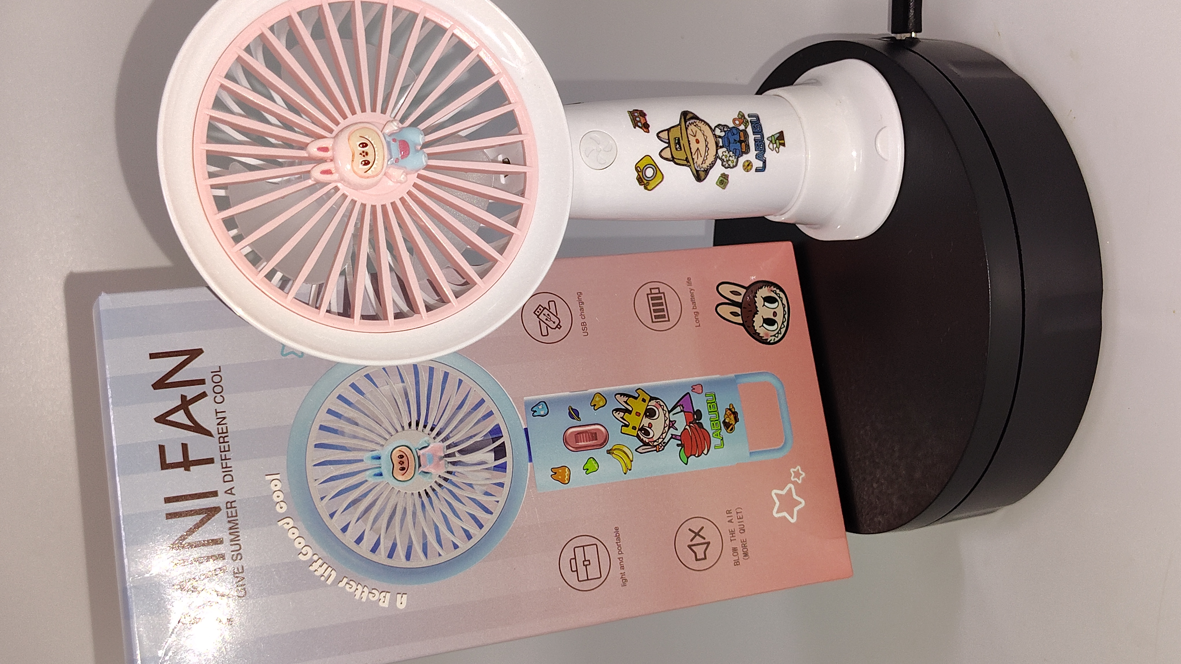 Labubu fan