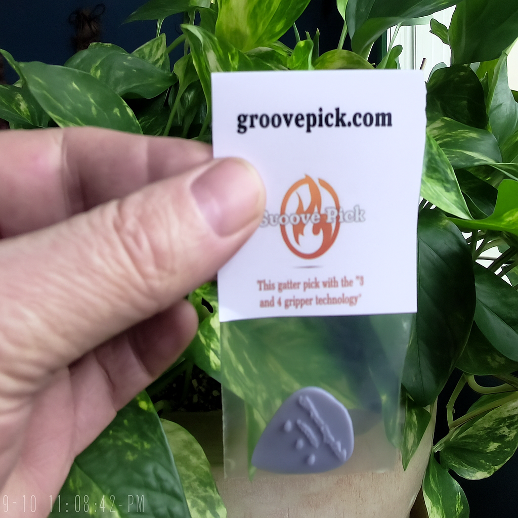 Groove Pick