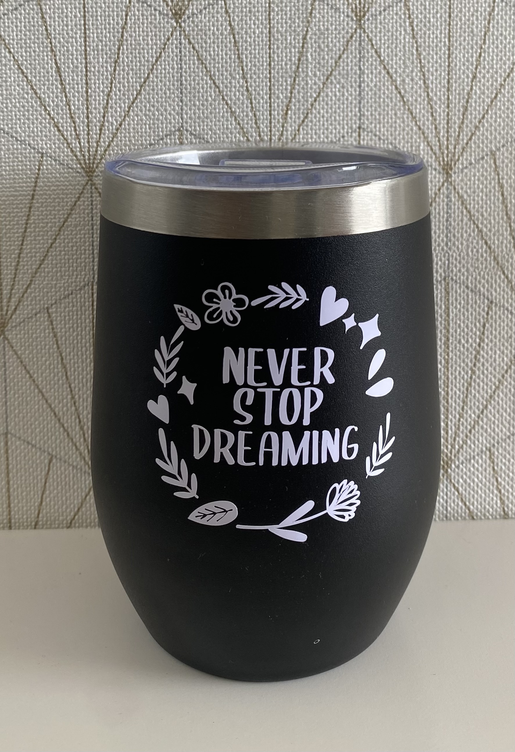 Tasse isotherme "Never stop dreaming"