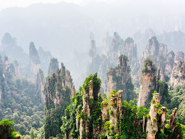 Tour 10 Giorni a Zhangjiajie e al Monte Huangshan - VOLI INCLUSI