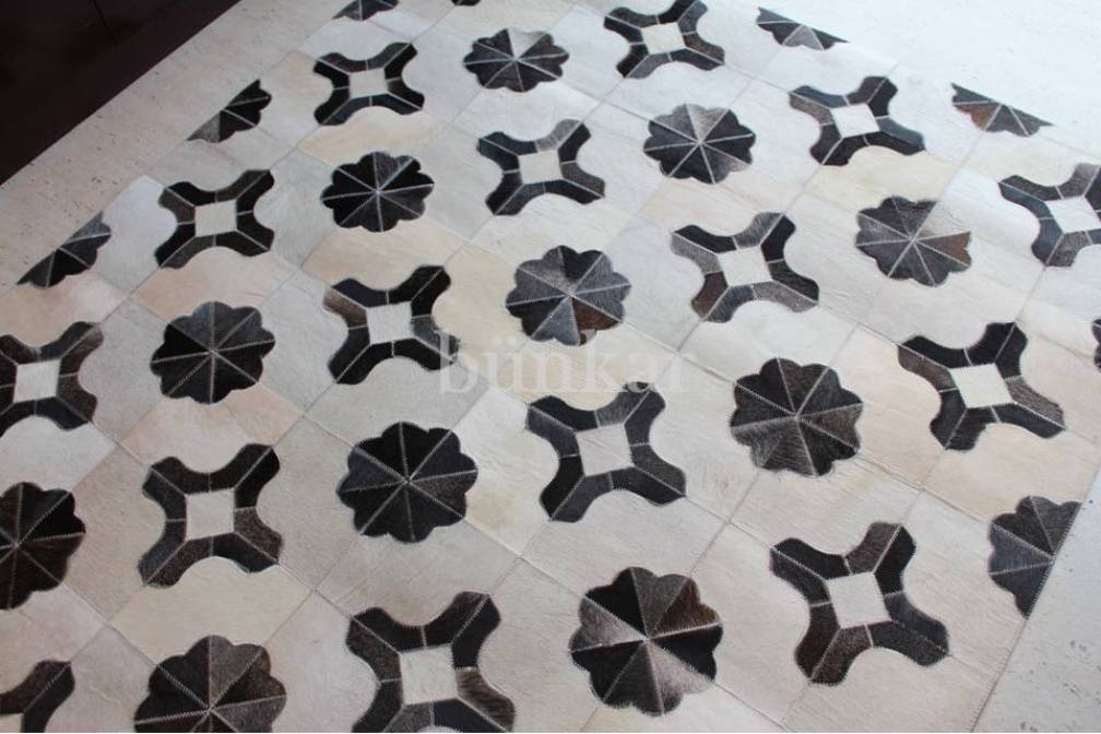 Florence Charm – Grey & Ivory Cowhide Patchwork Rug