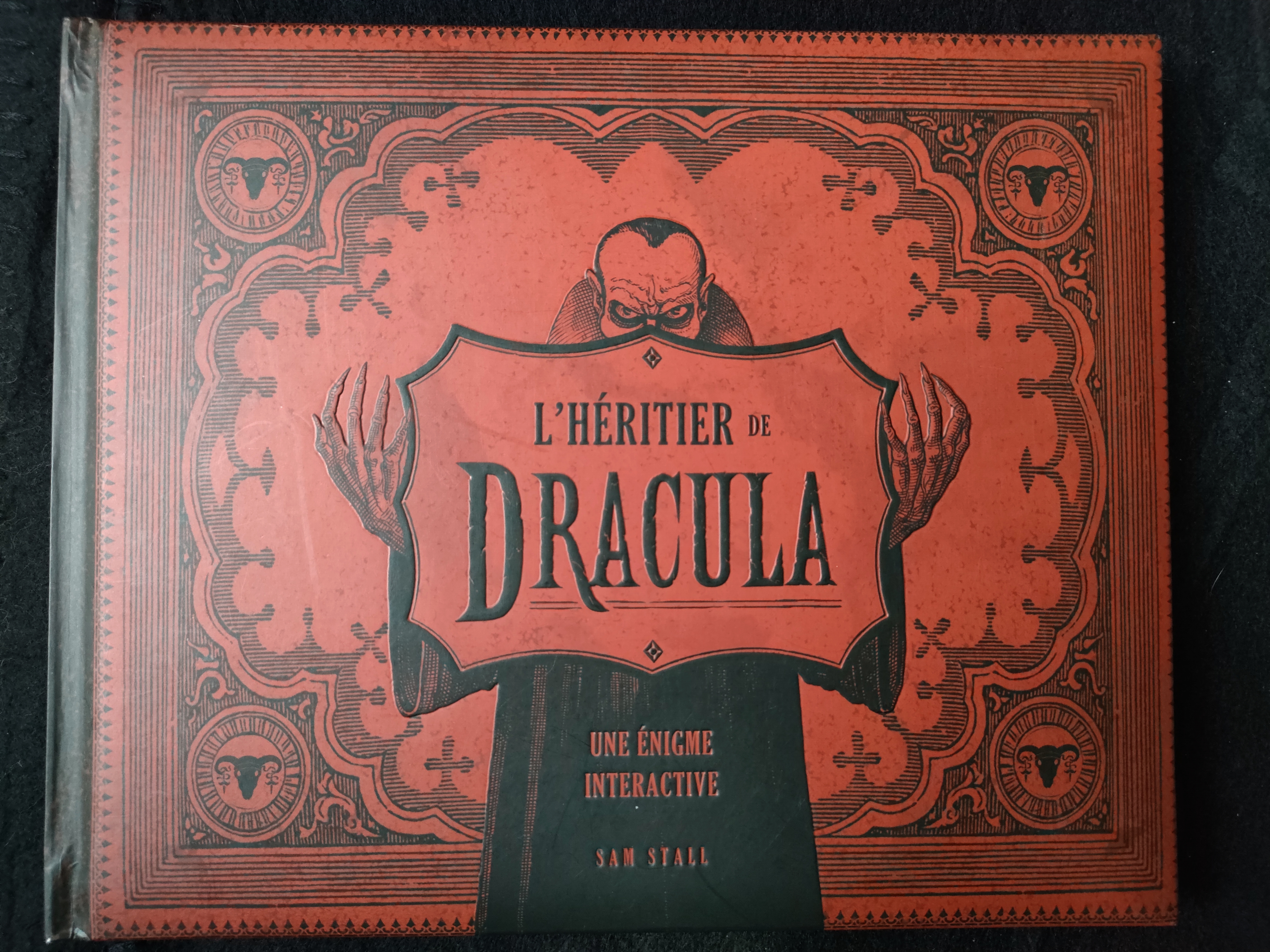 L'Héritier de Dracula, une énigme interactive ~ Sam Stall