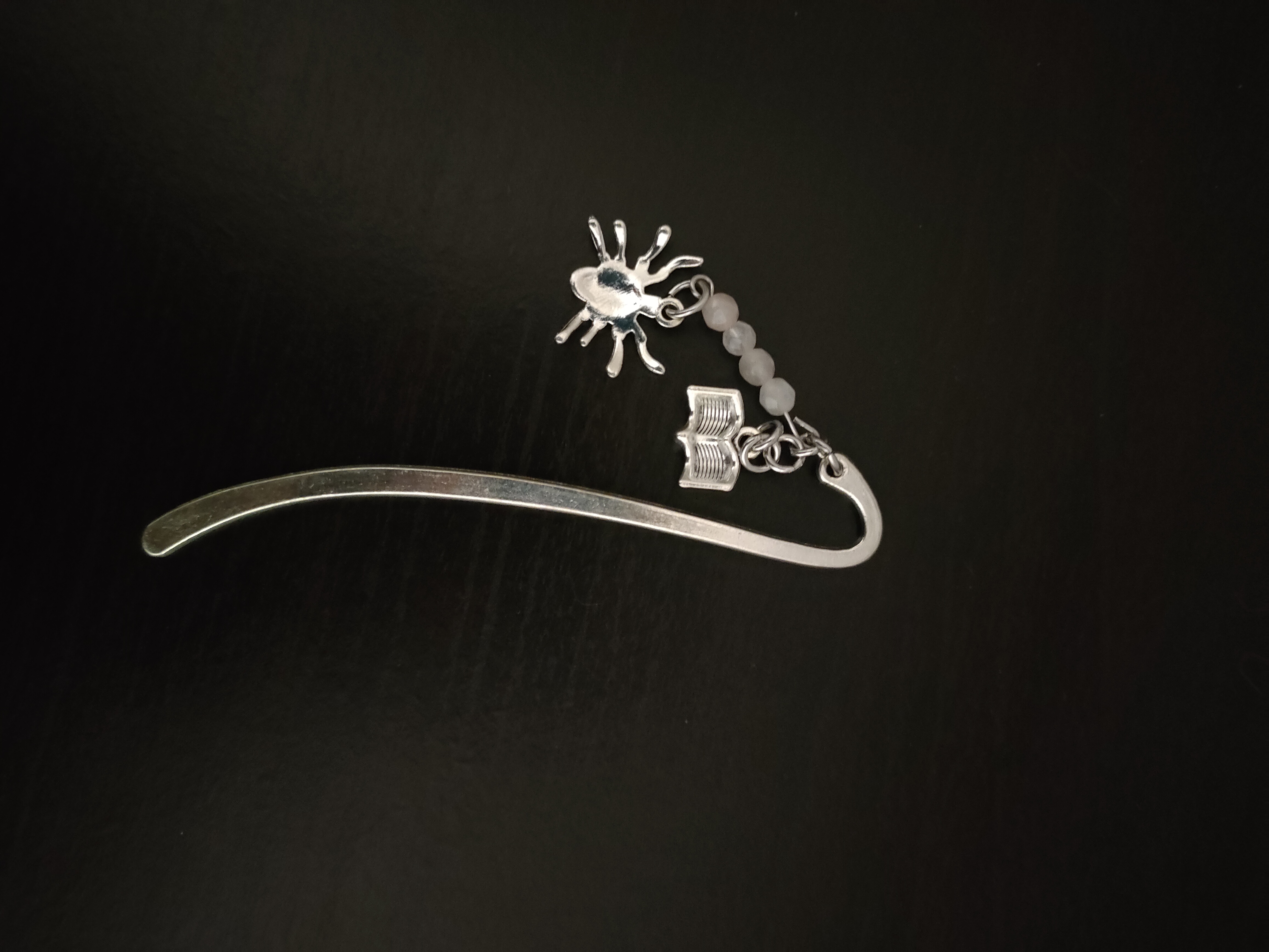 Marque-page "Tisseuse de livres"