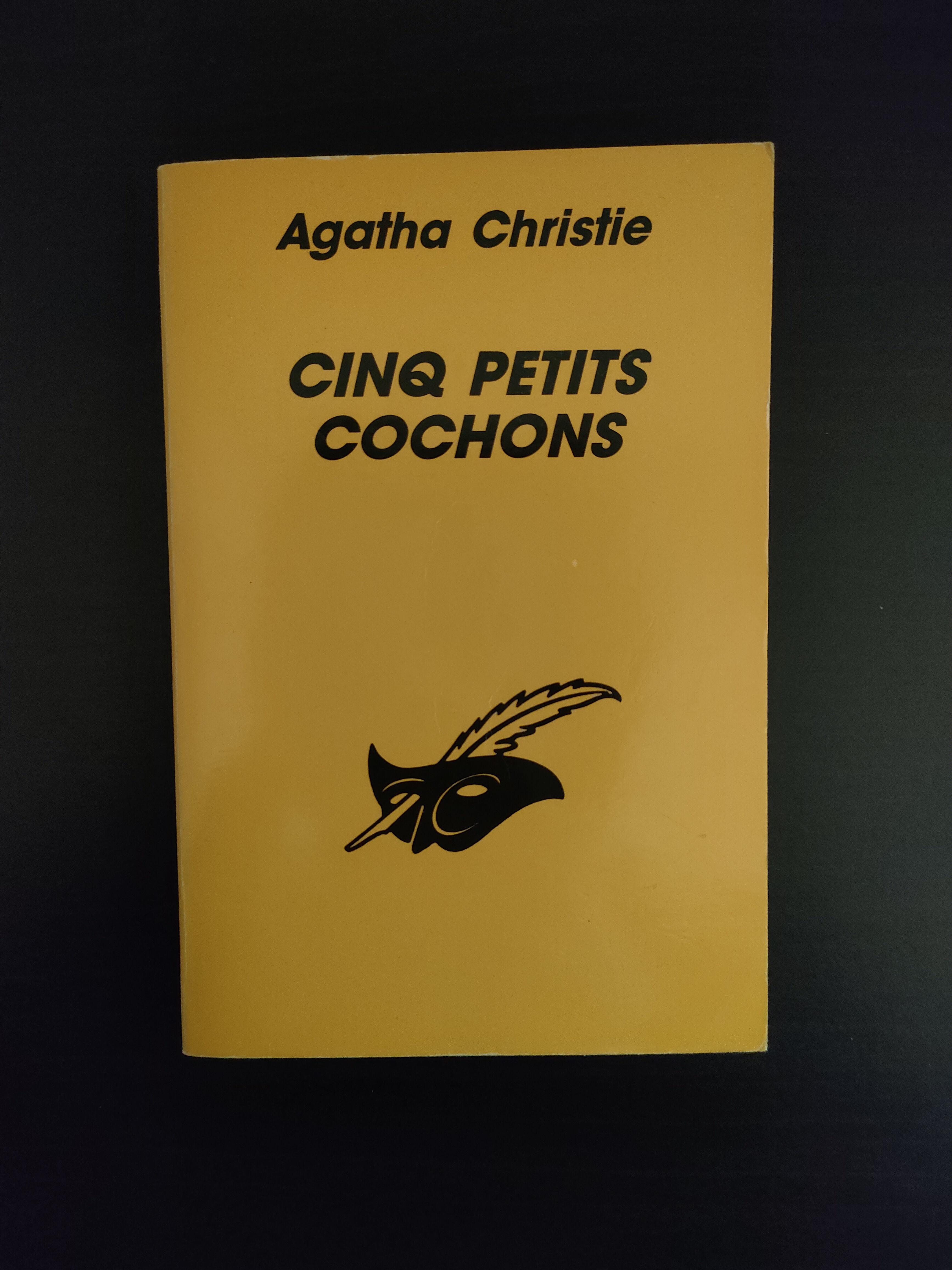 Cinq Petits Cochons ~ Agatha Christie