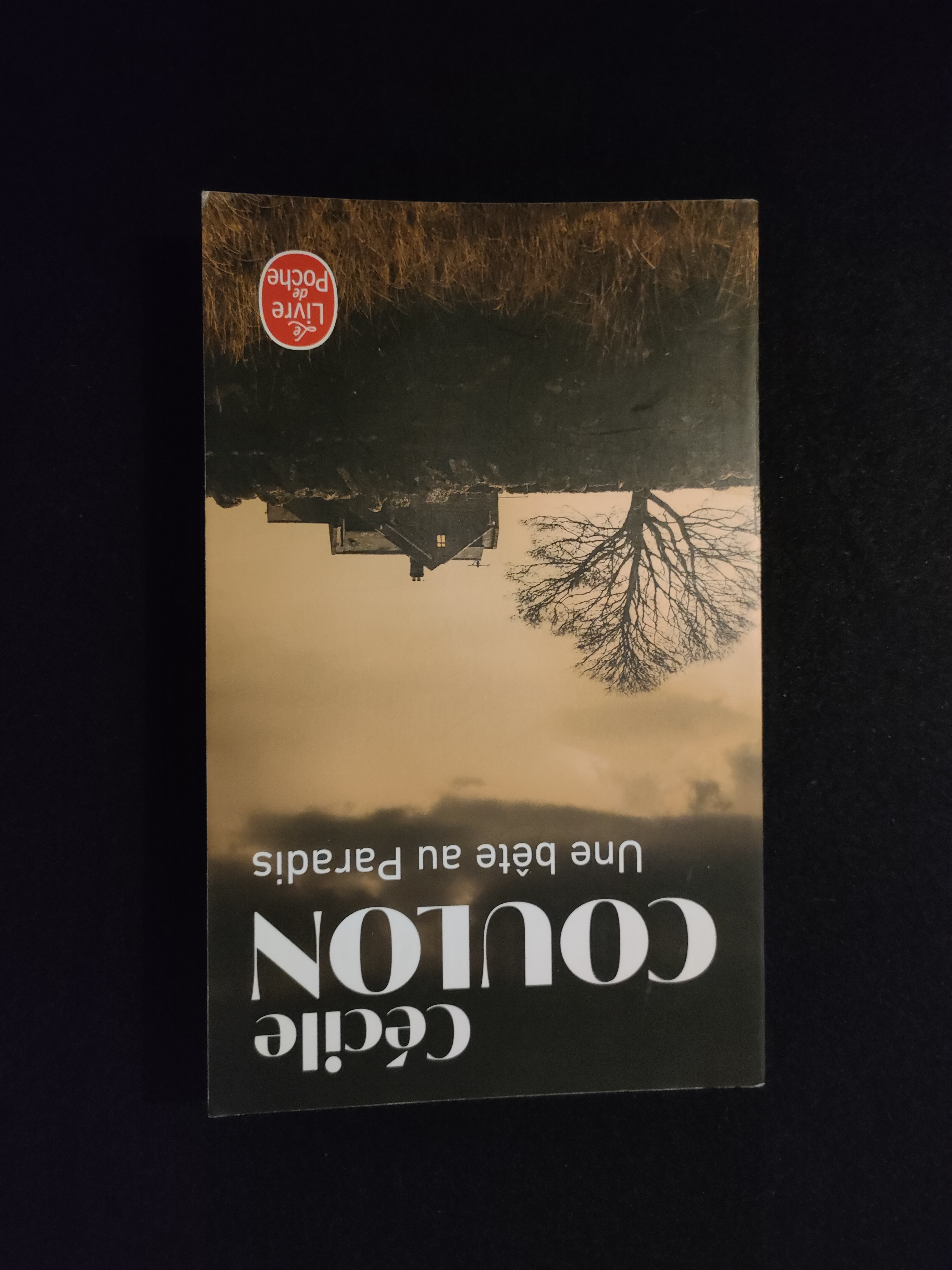 Une Bête au Paradis ~ Cécile Coulon