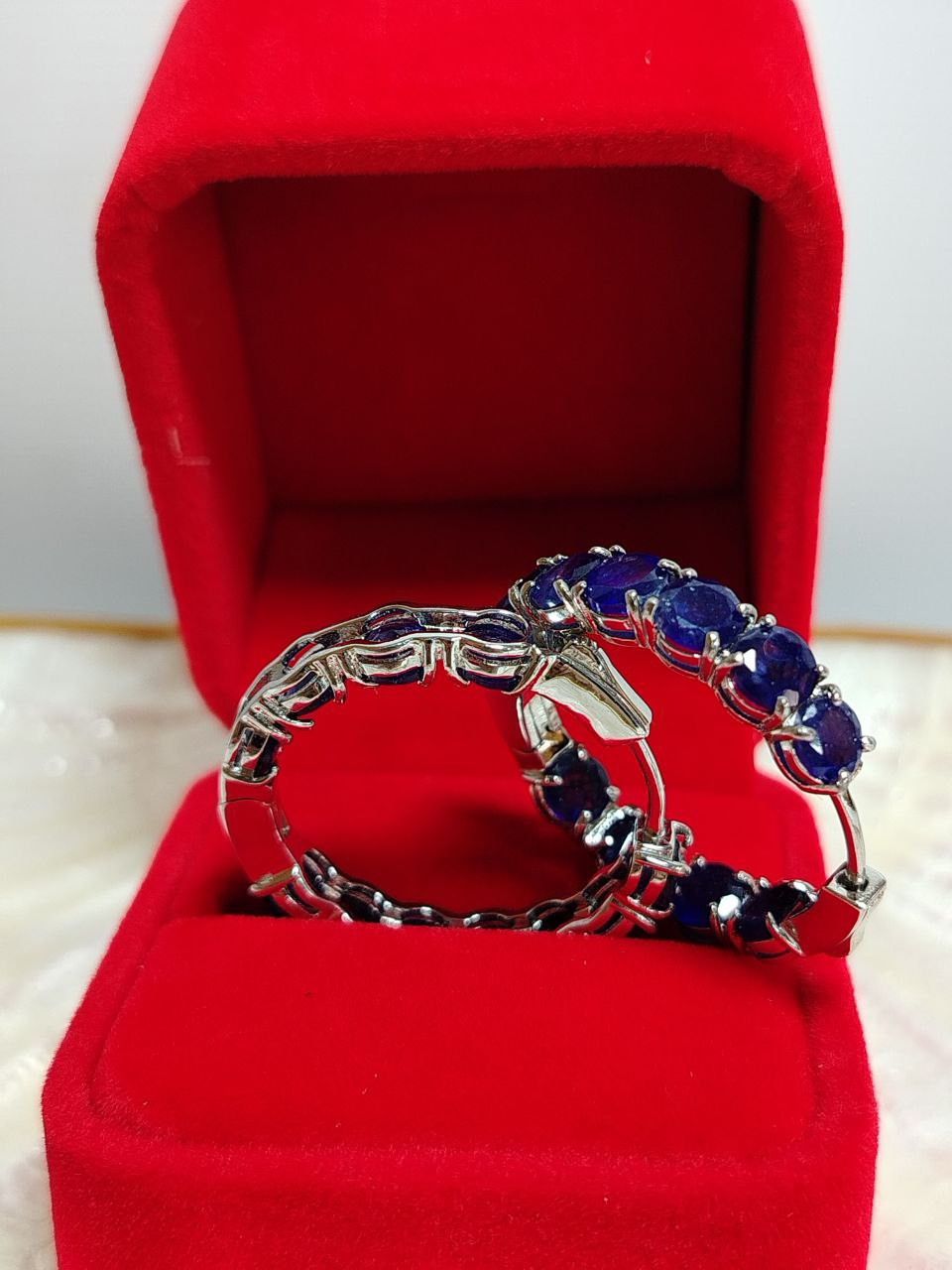 ´Pendientes con piedras preciosas azules
