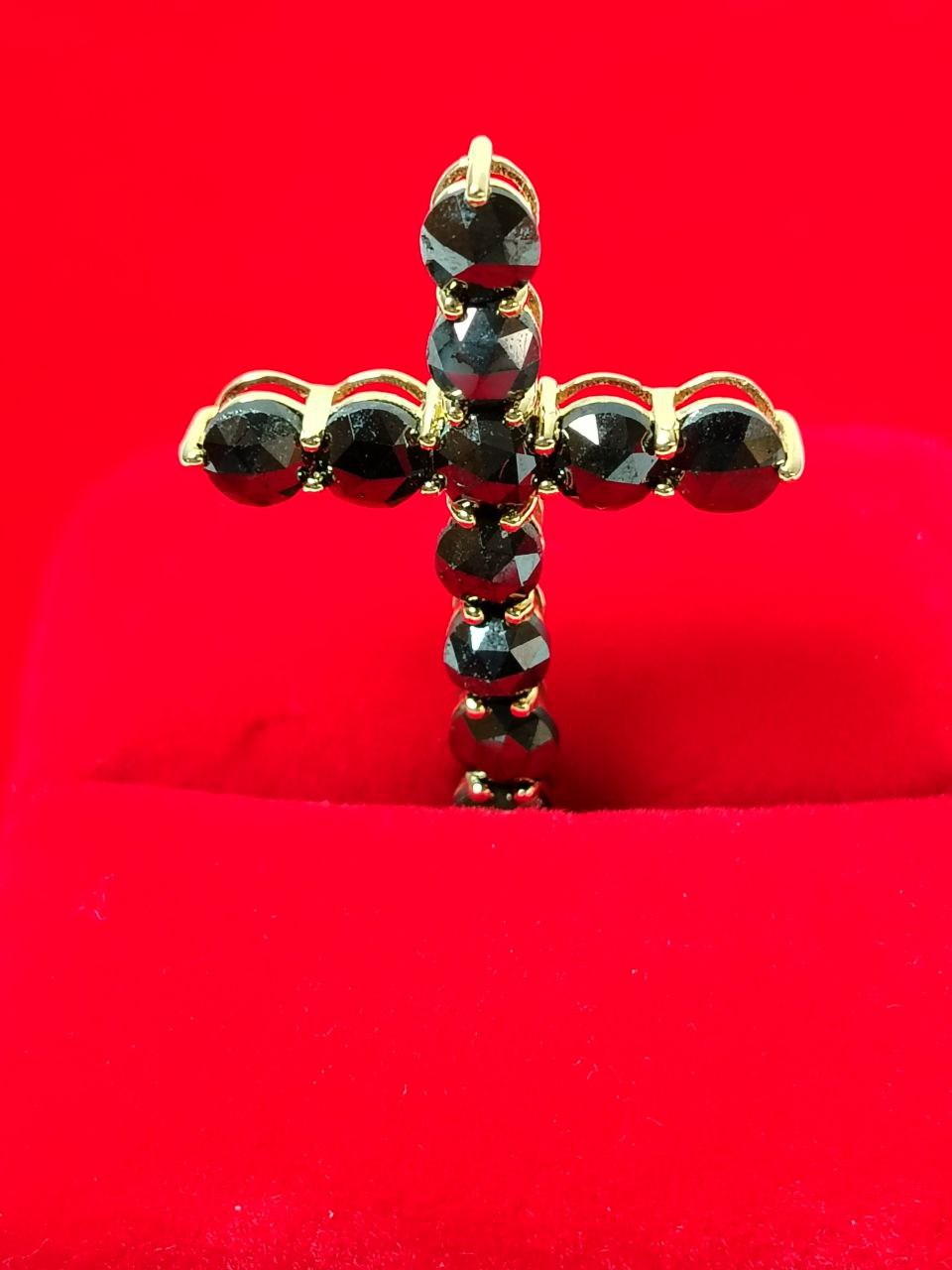 Cruz de diamantes