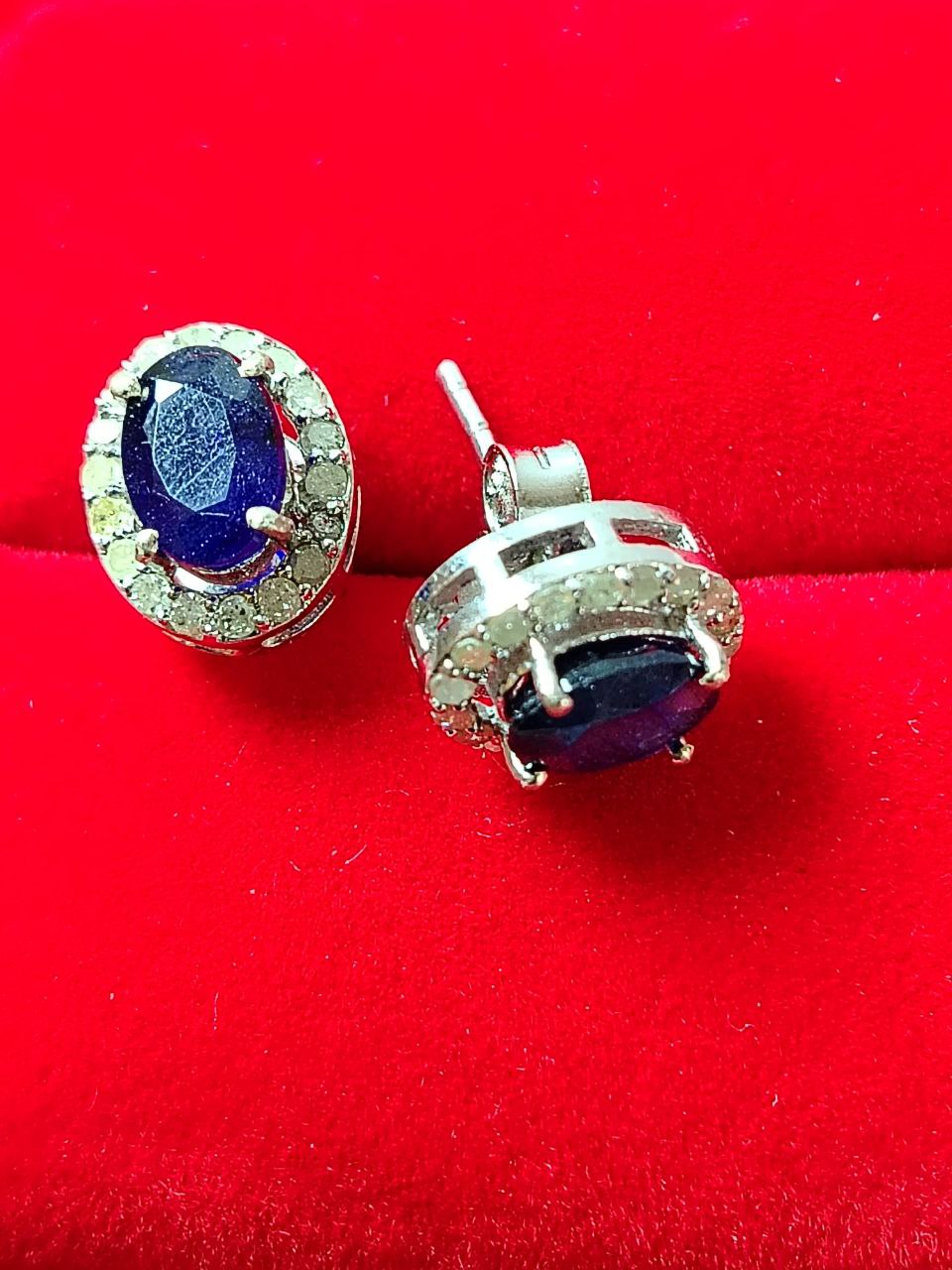 Pendientes de zafiro azul