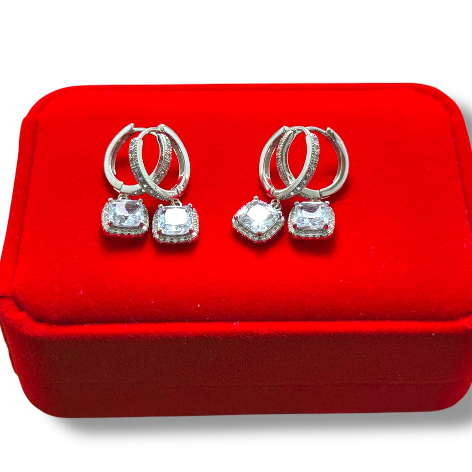 Pendientes de plata con moissanita