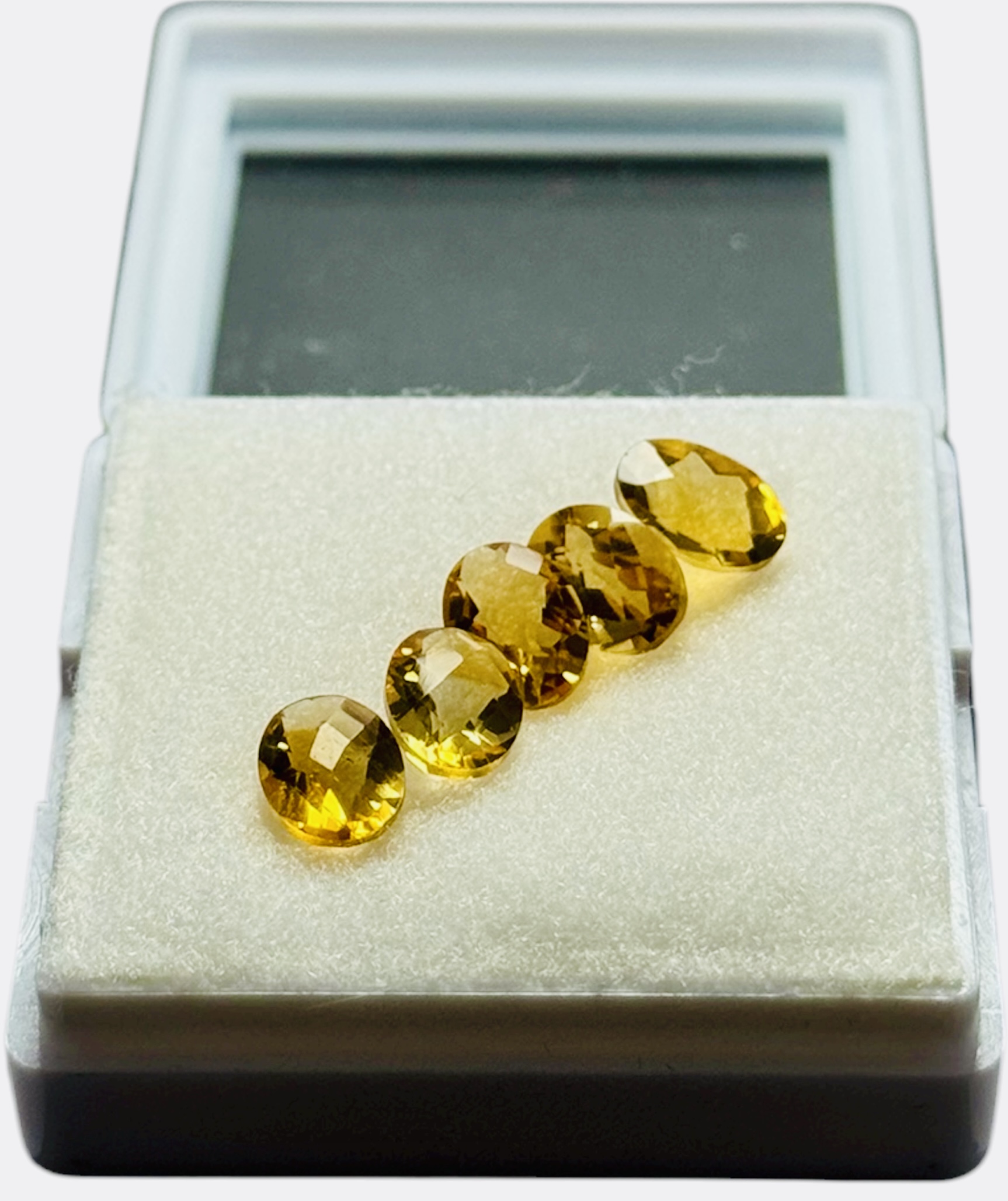 Piedras preciosas de citrino