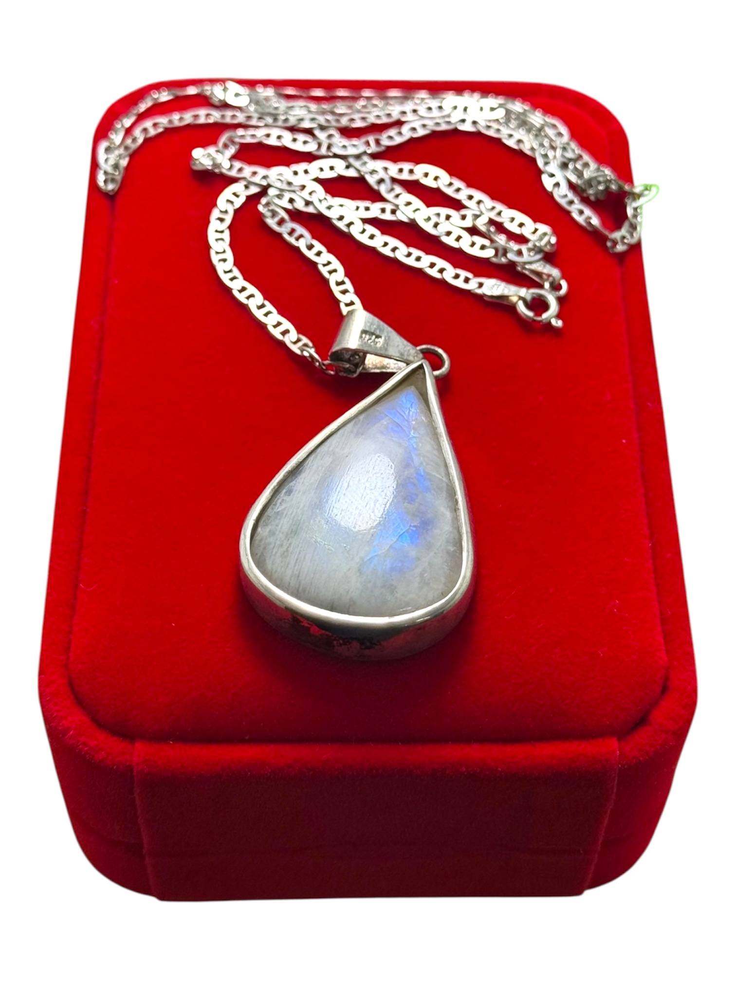Collar de plata con colgante de piedra luna