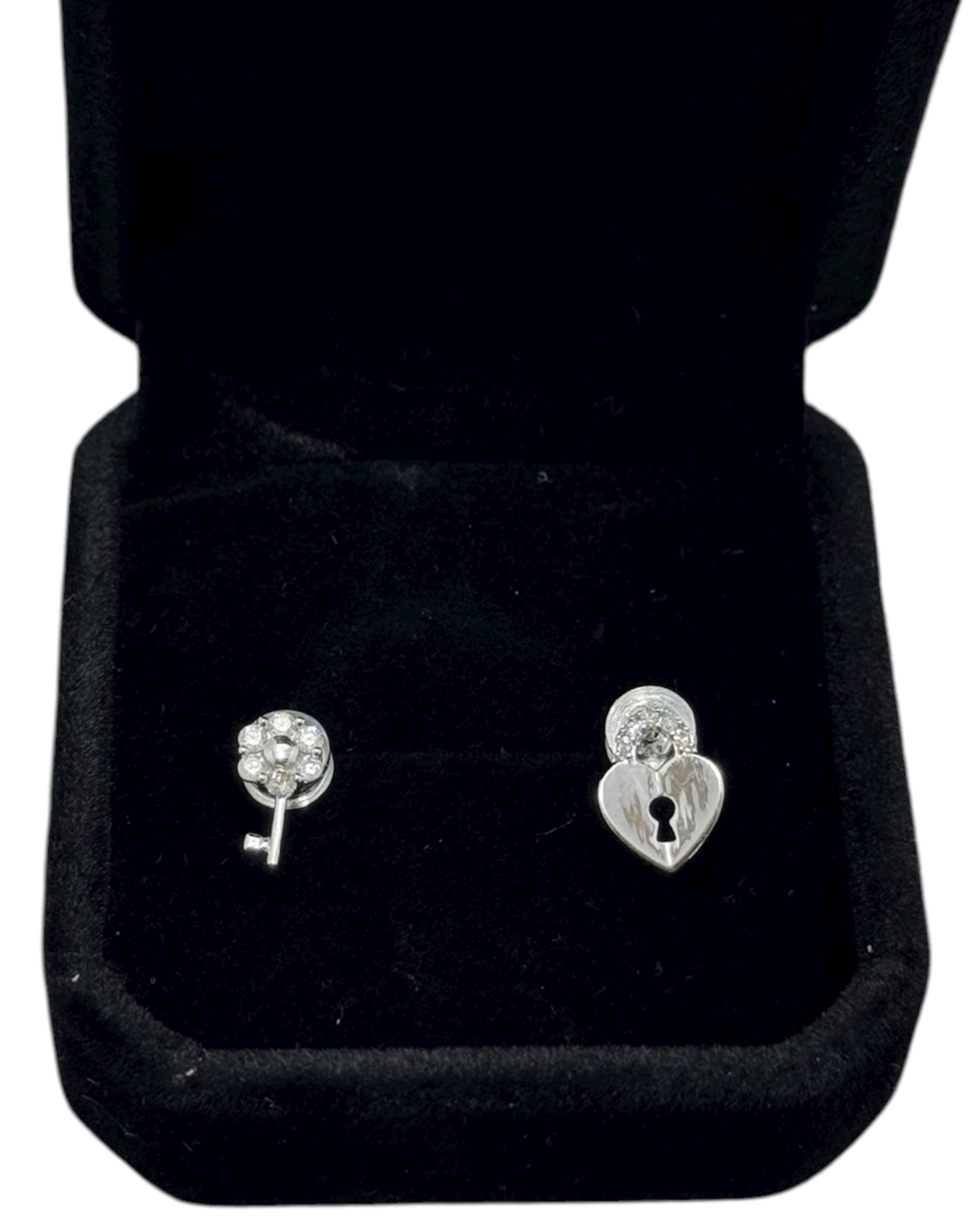 Pendientes de llave y candado en forma de corazón oro blanco 18 Ct e incrustaciones de diamantes 