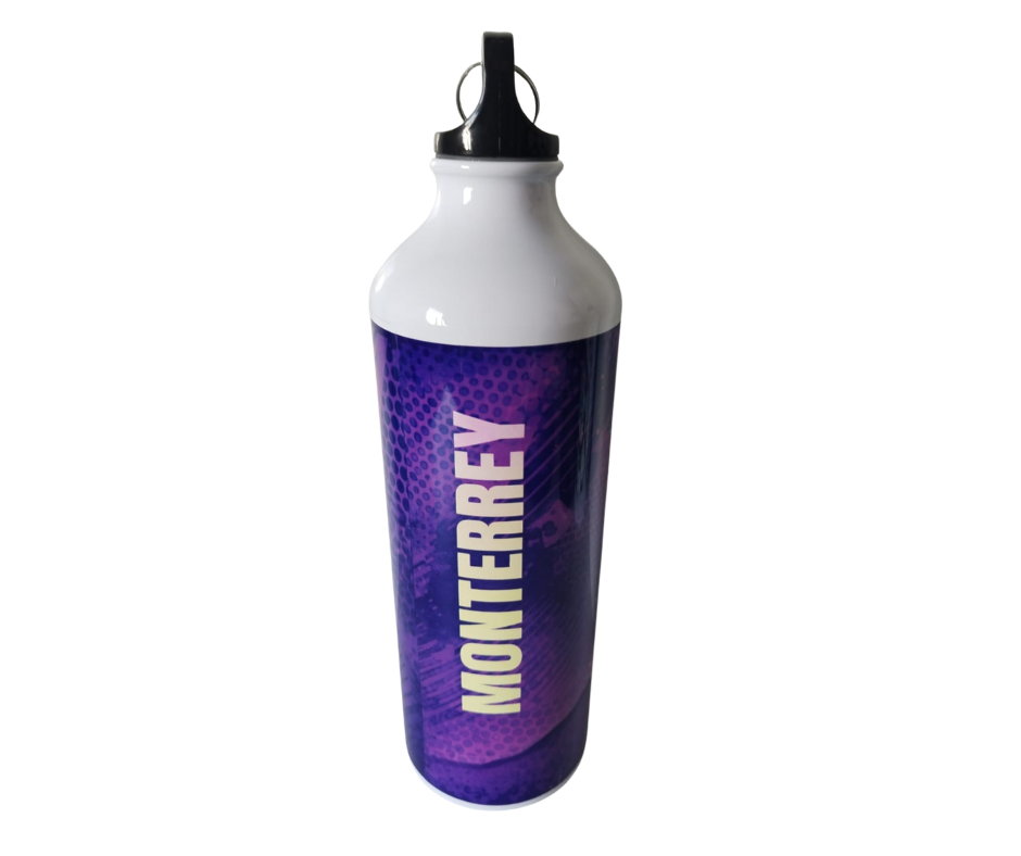 Botella deportiva con diseño de futbolista